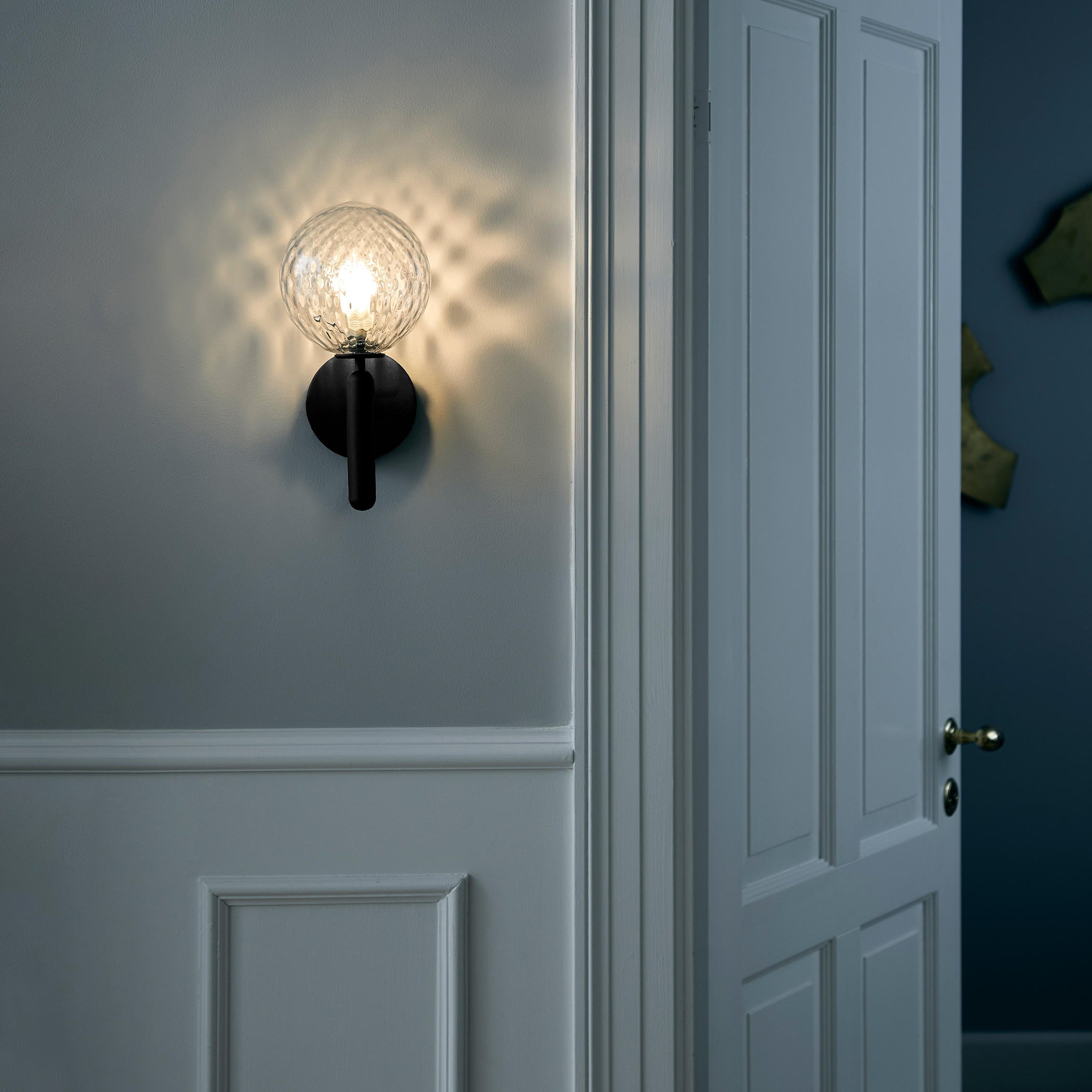 Culorara Modern Minimalist Brass Wall Lamp-Neutral Decor