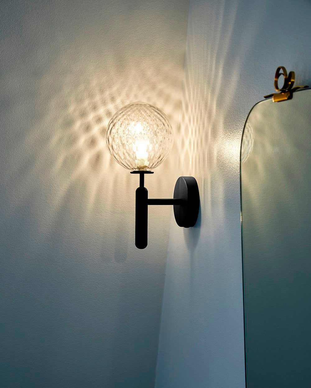 Culorara Modern Minimalist Brass Wall Lamp-Neutral Decor