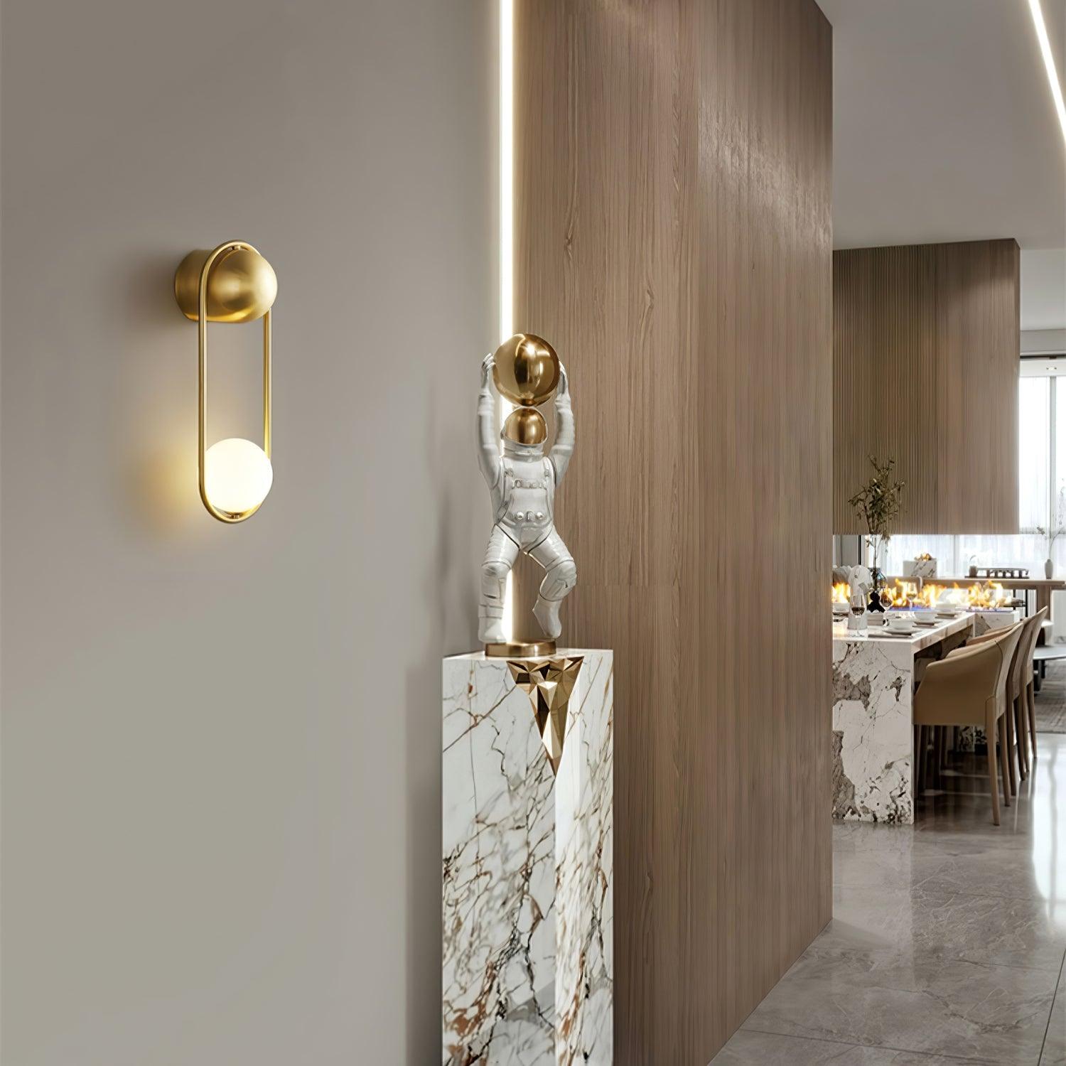 Aura Radiain Brass Minimalist Wall Lamp-Neutral Decor