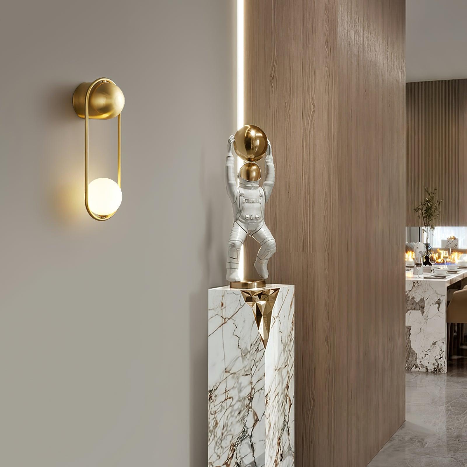 Aura Radiain Brass Minimalist Wall Lamp-Neutral Decor