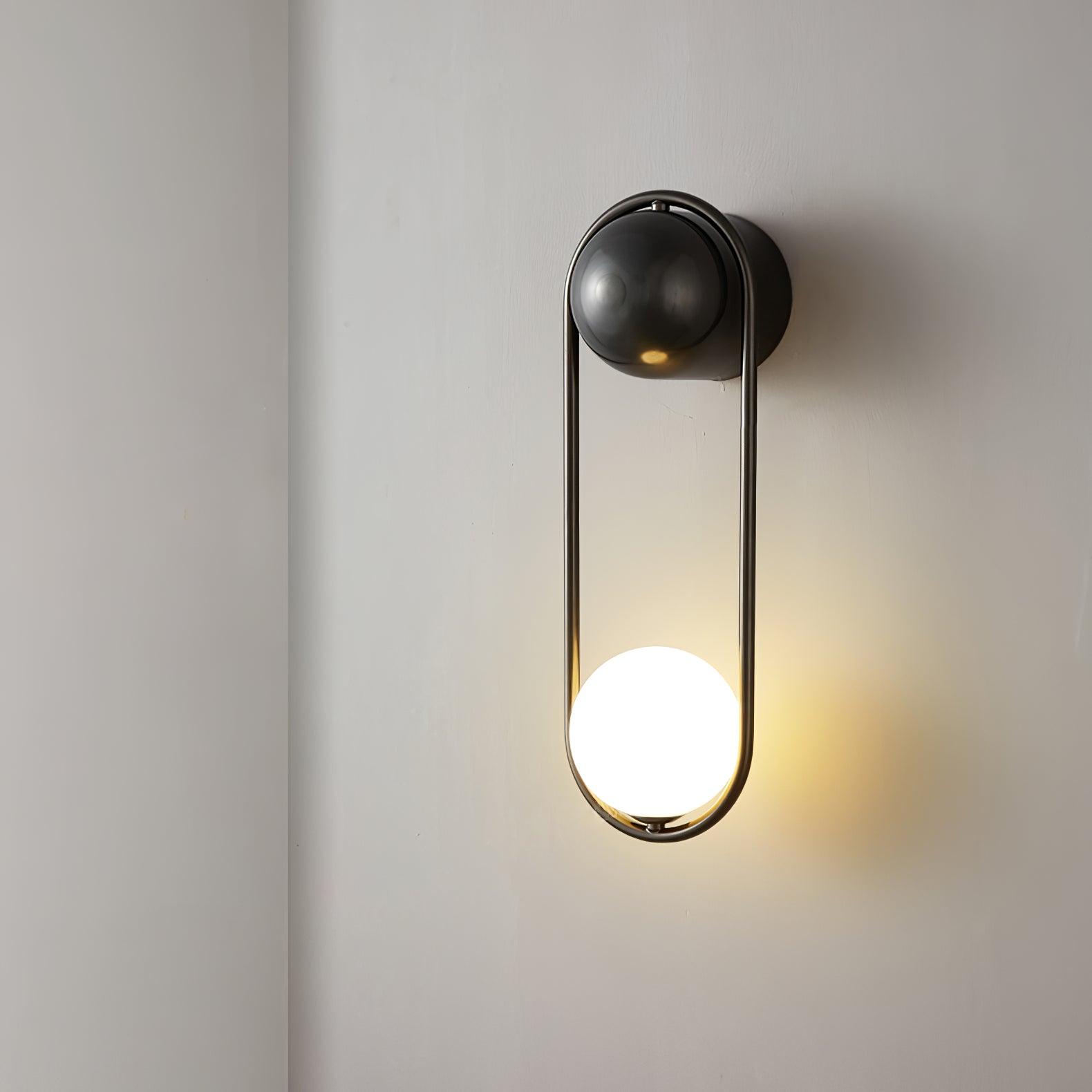 Aura Radiain Brass Minimalist Wall Lamp-Neutral Decor