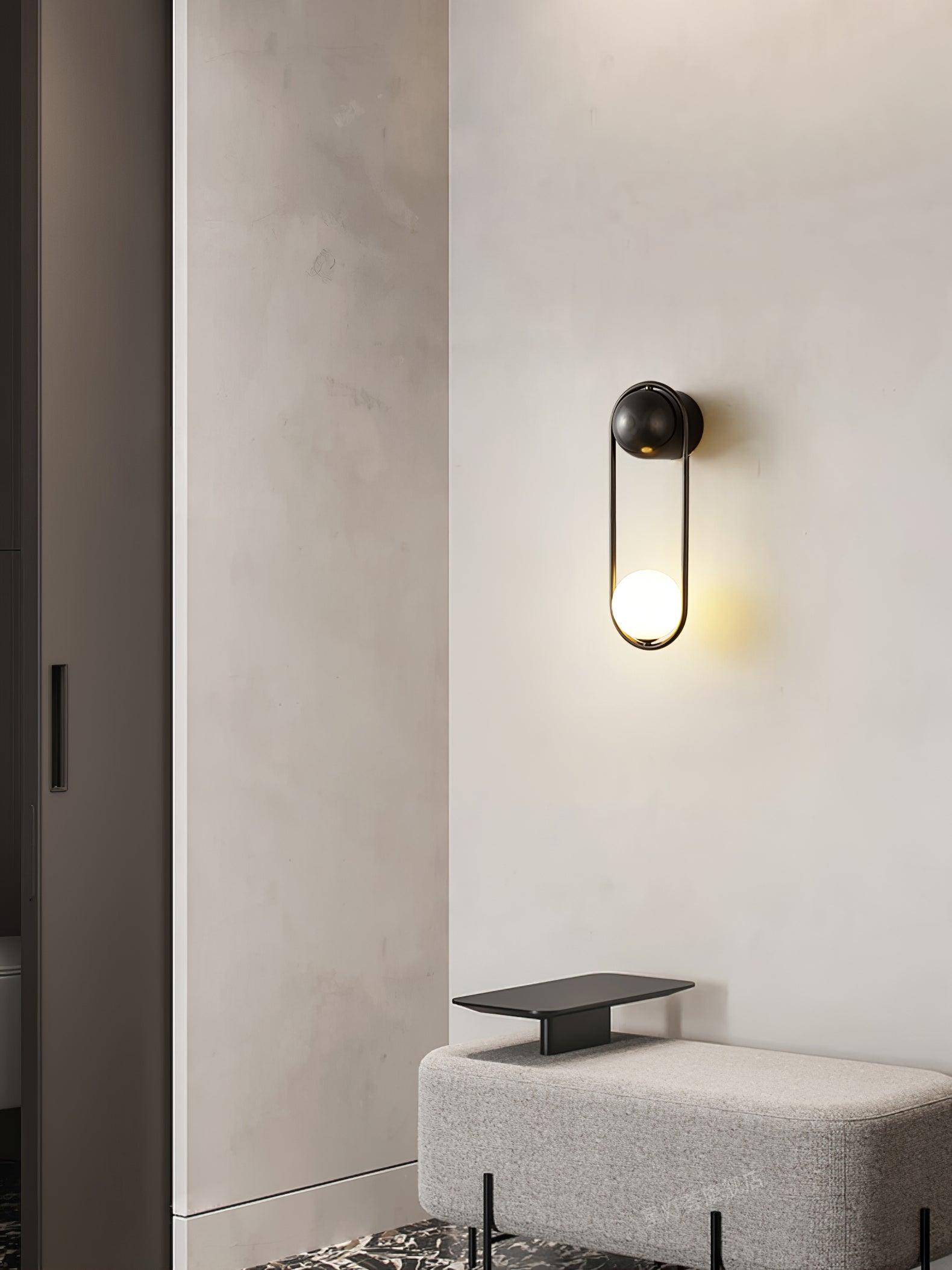 Aura Radiain Brass Minimalist Wall Lamp-Neutral Decor