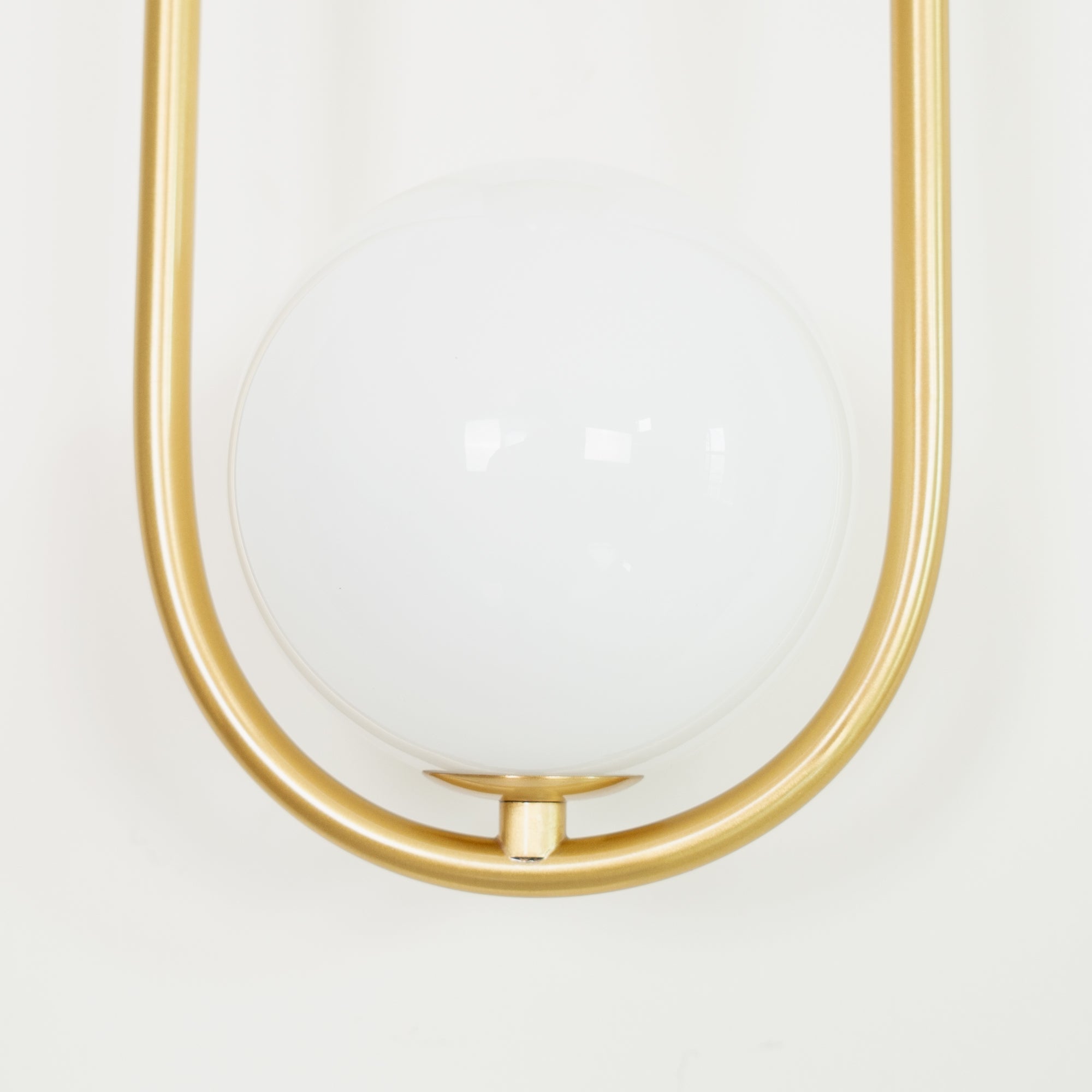 Aura Radiain Brass Minimalist Wall Lamp-Neutral Decor