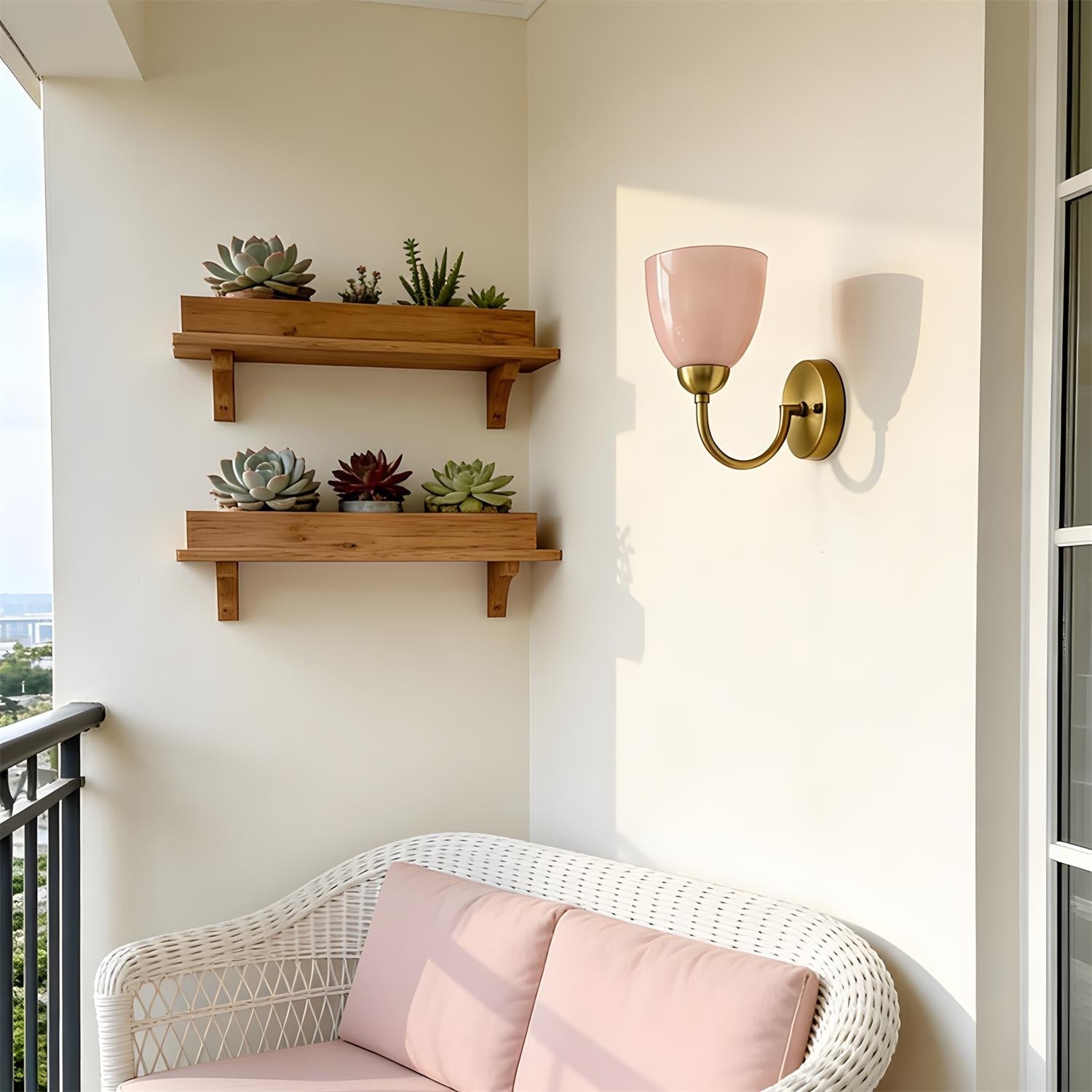 Coralie Wall Lamp