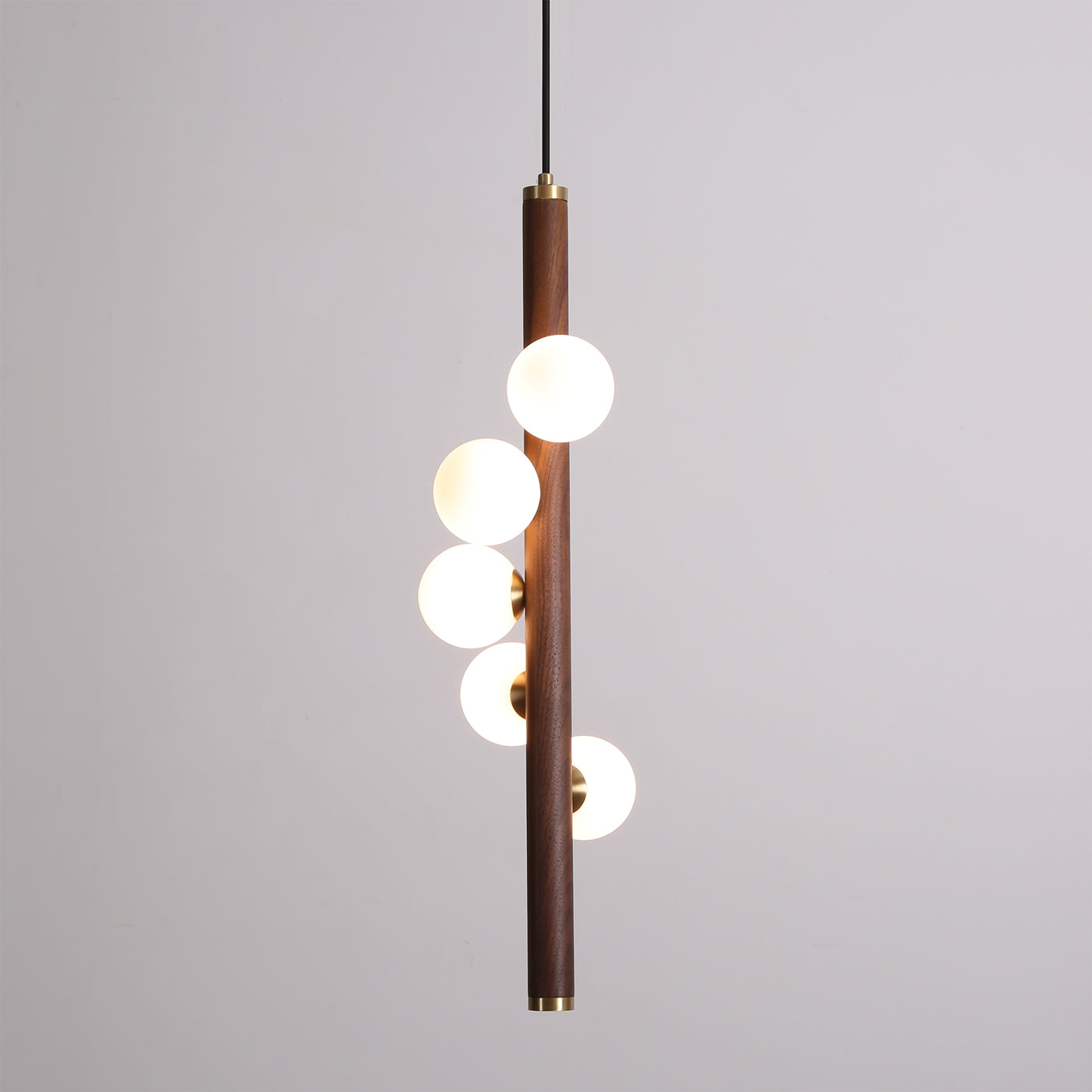 Side profile of the Miller Pendant Light.
