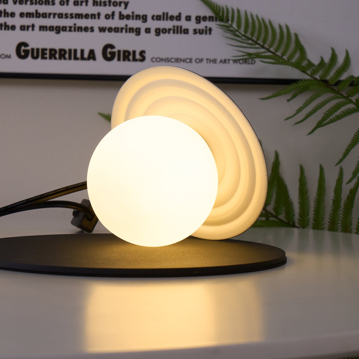 Cevenir Kinetic PE Rotomoulding Table Lamp-Neutral Decor