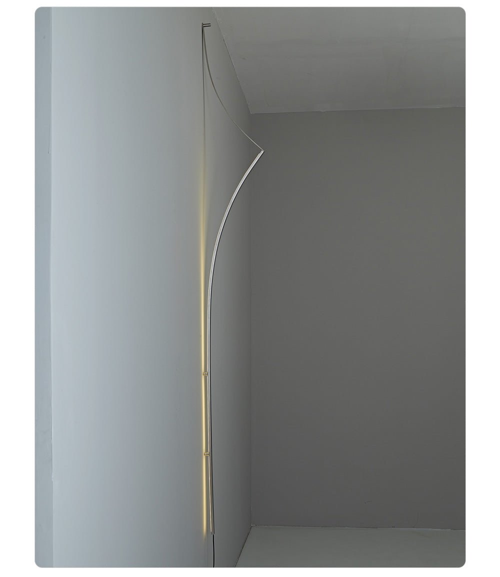 Minimalist Curving Ribbon LED Wall Sconce-Neutral Decor