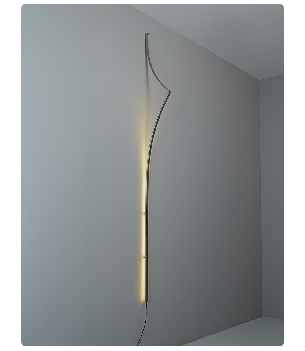 Minimalist Curving Ribbon LED Wall Sconce-Neutral Decor