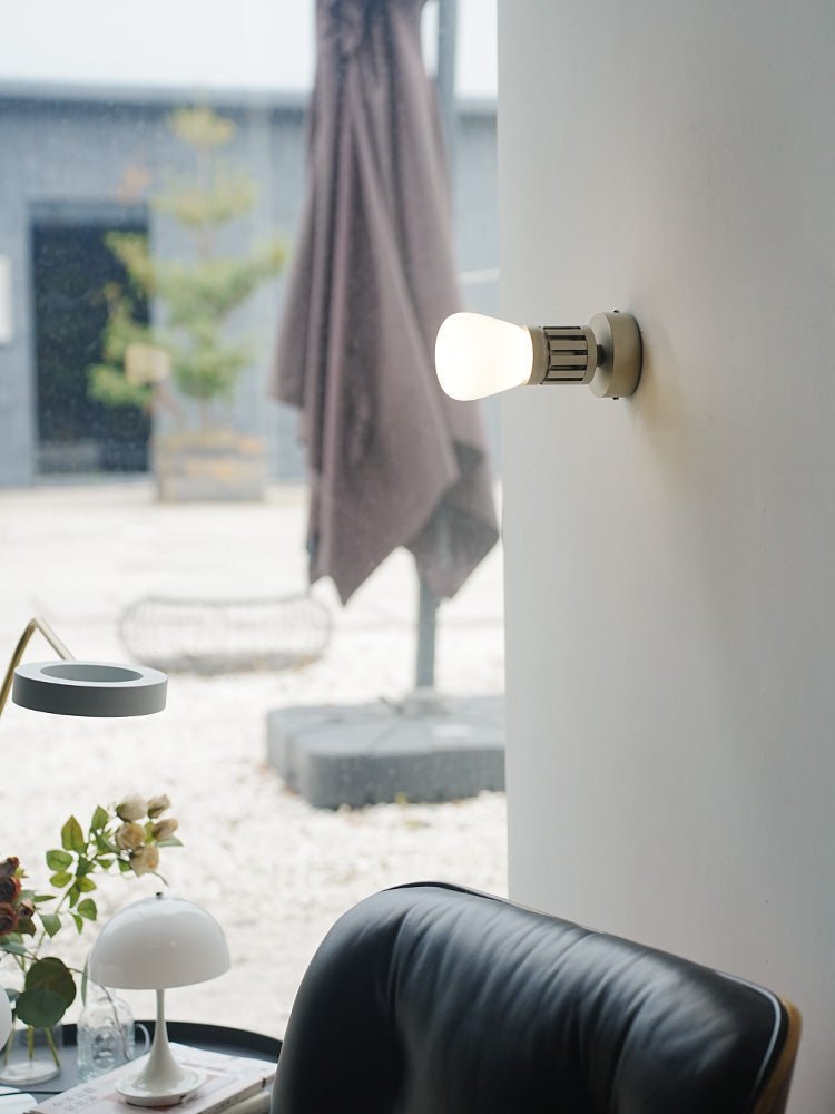 Minimalist Adjustable Task Wall Sconce-Neutral Decor