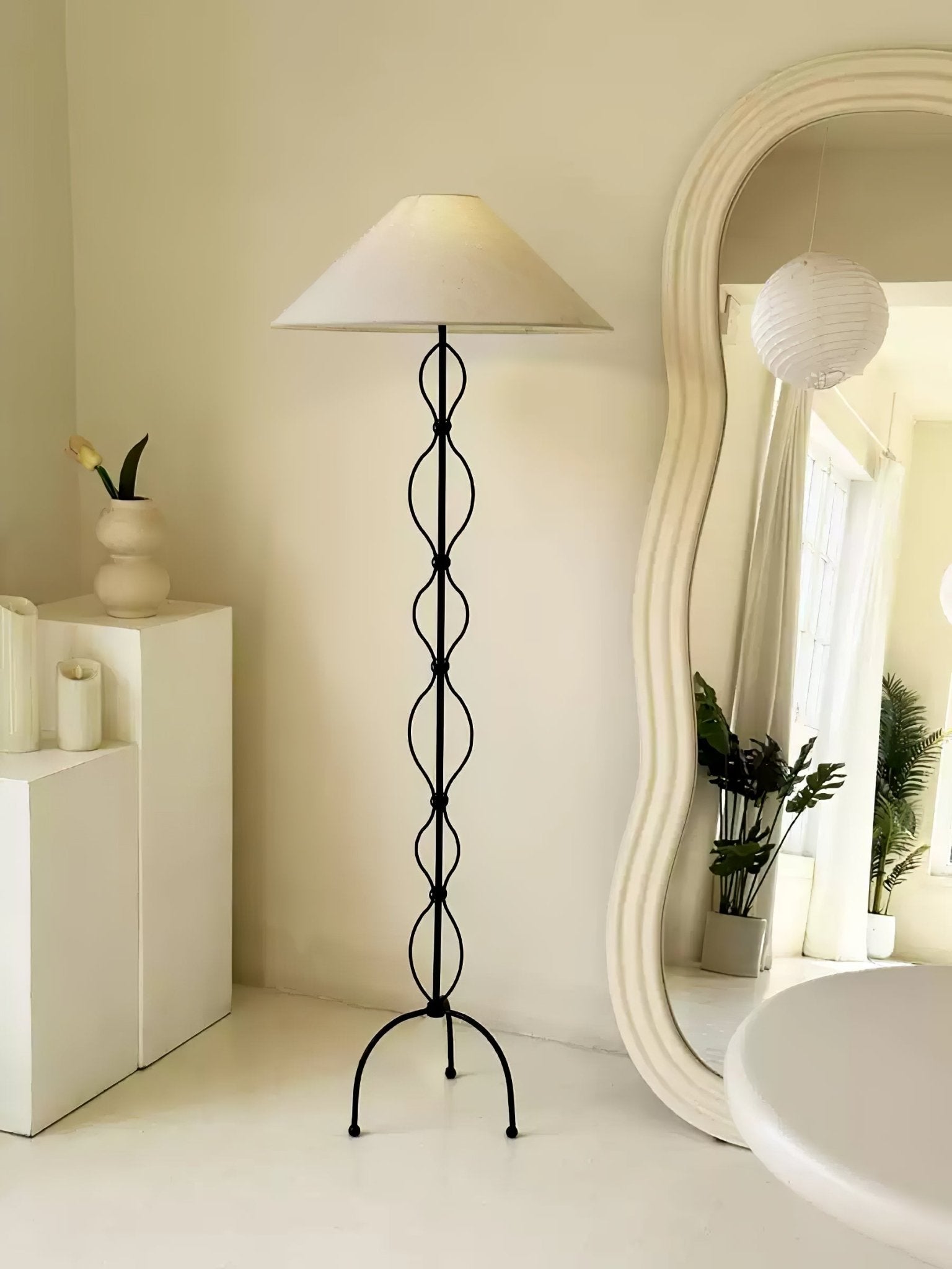 Jodi Modern Floor Lamp-Neutral Decor