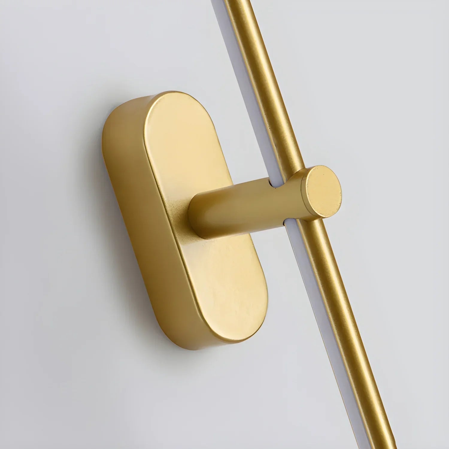Ivox Minimalist Linear Wall Lamp Gold&Black - Neutral Decor