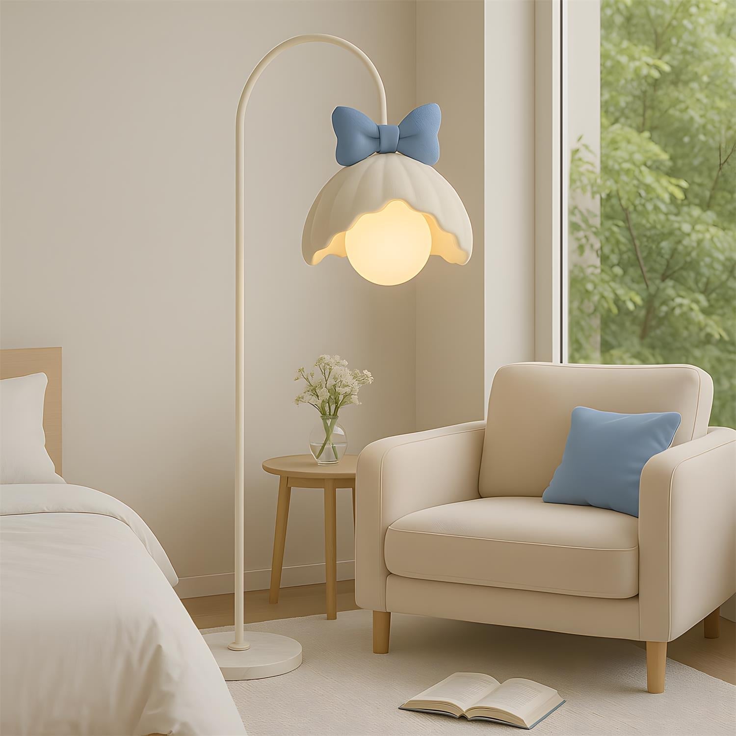 Mademoiselle Floor Lamp