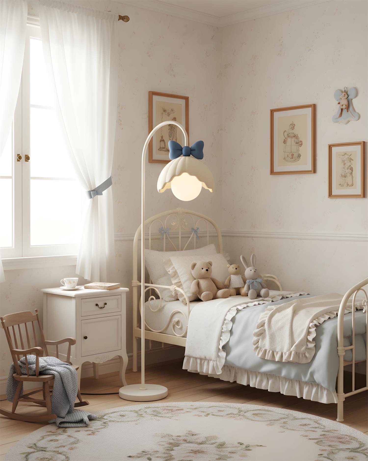 Mademoiselle Floor Lamp