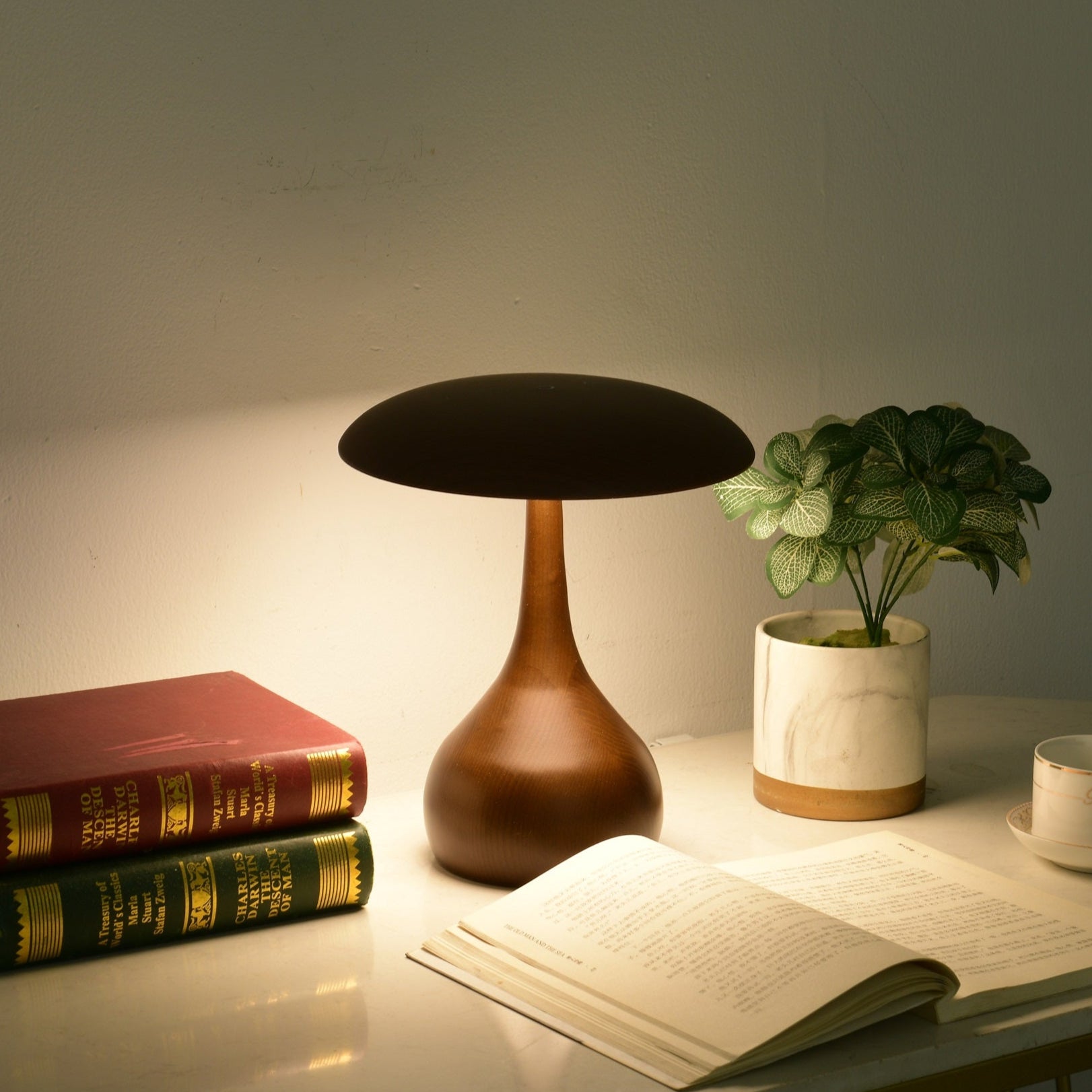 Orbis Vintage Wood Table Lamp-Neutral Decor