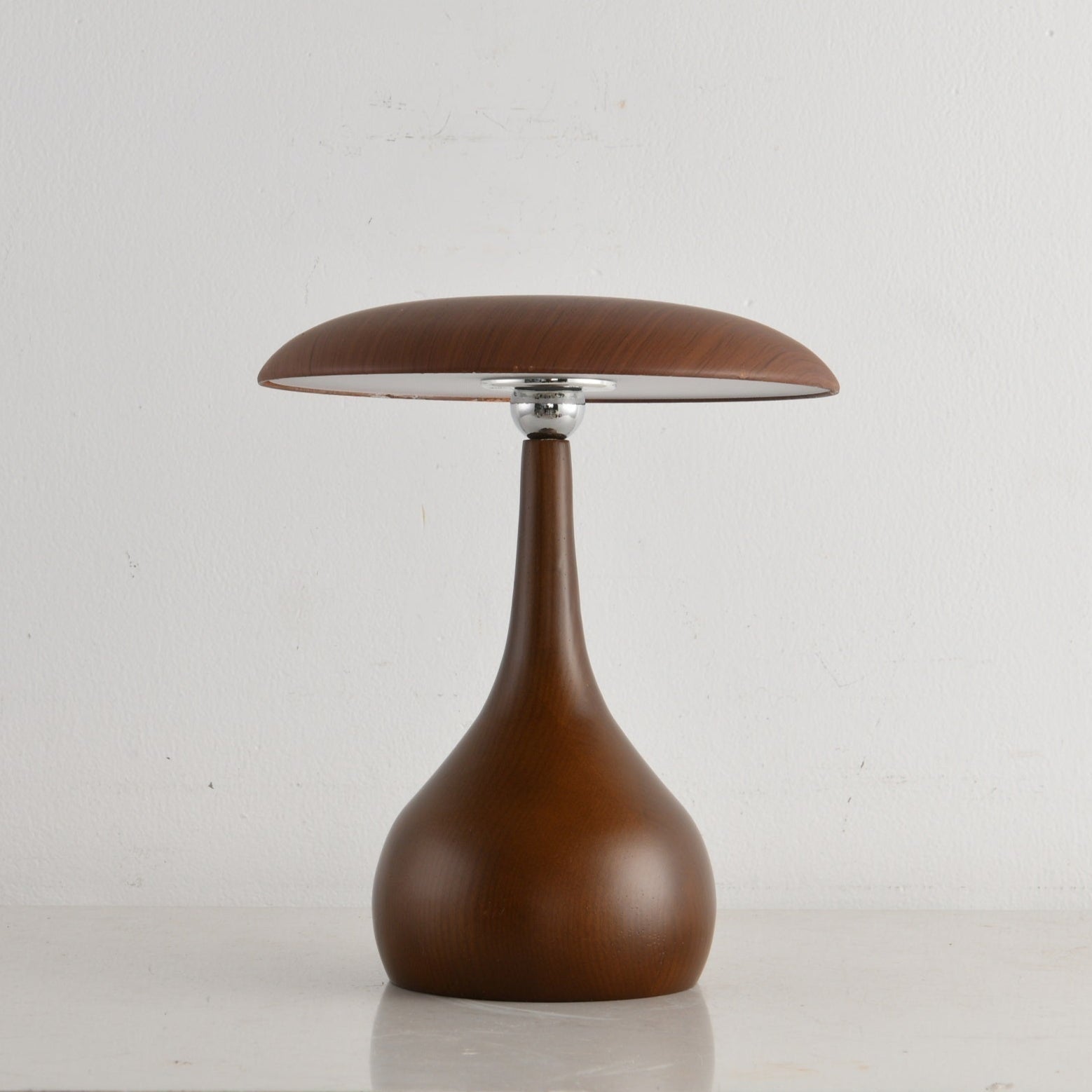 Orbis Vintage Wood Table Lamp-Neutral Decor