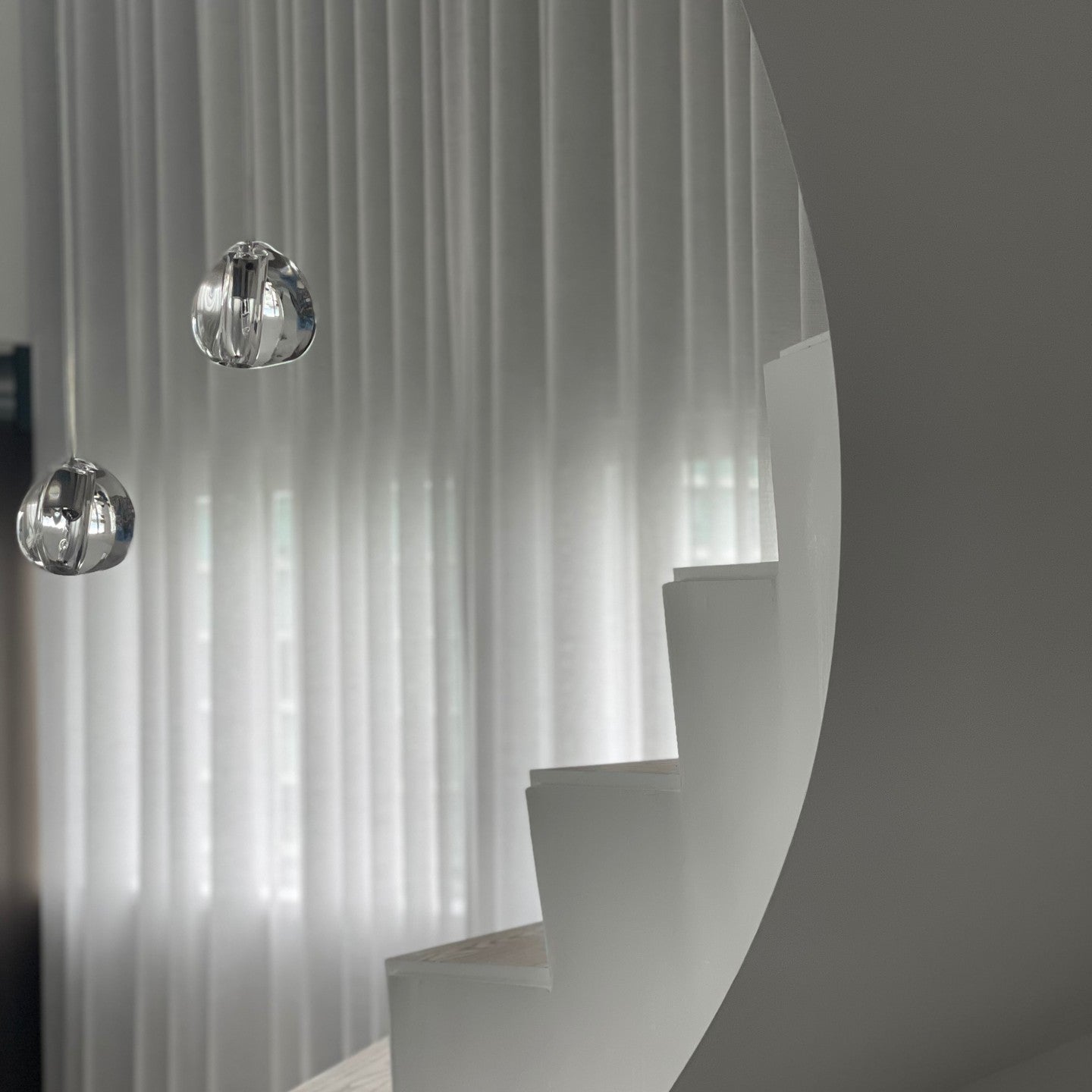 Gevlin Postmodern Luxury Cherry Crystal Pendant Lamp-Neutral Decor