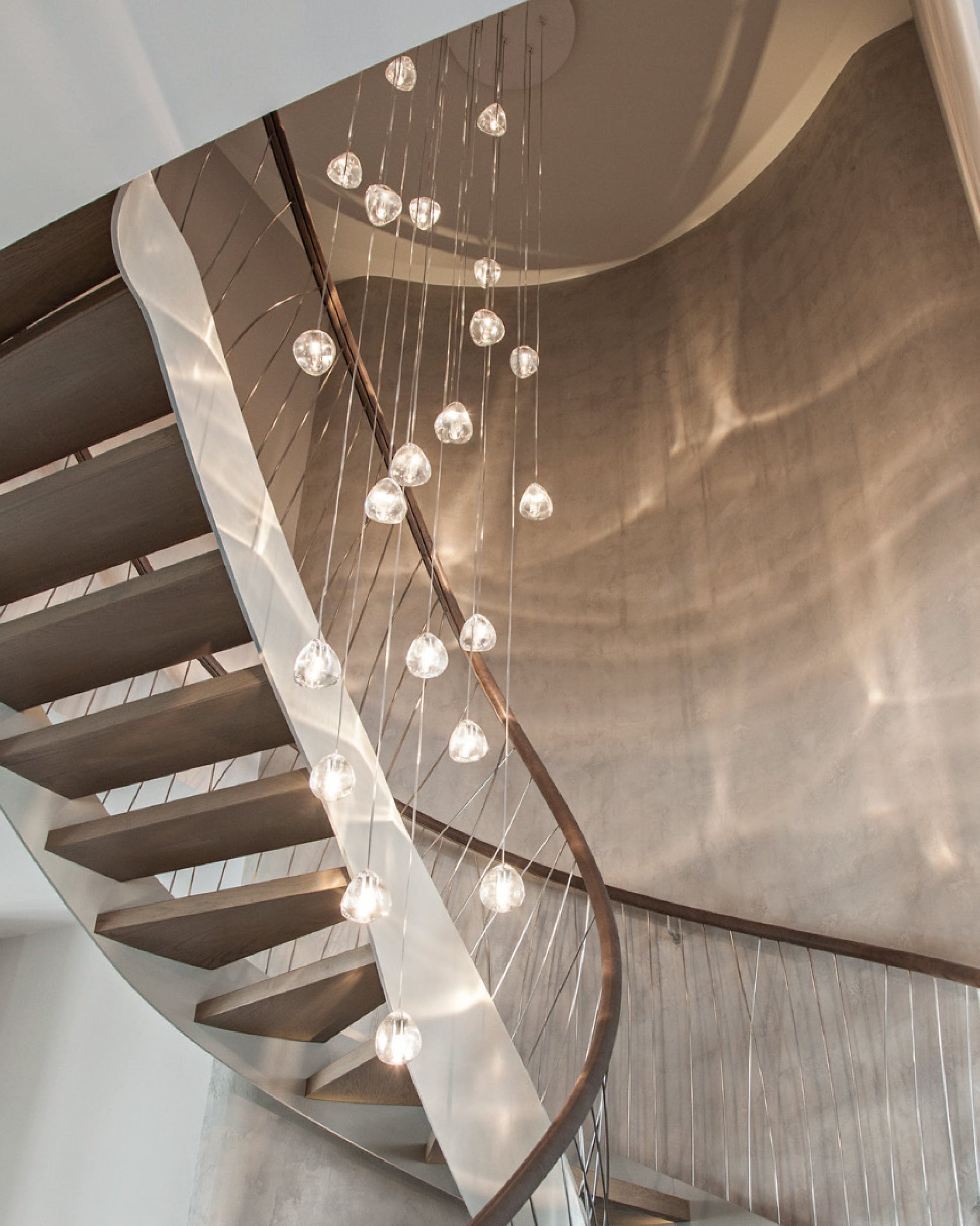 Gevlin Postmodern Luxury Cherry Crystal Pendant Lamp-Neutral Decor