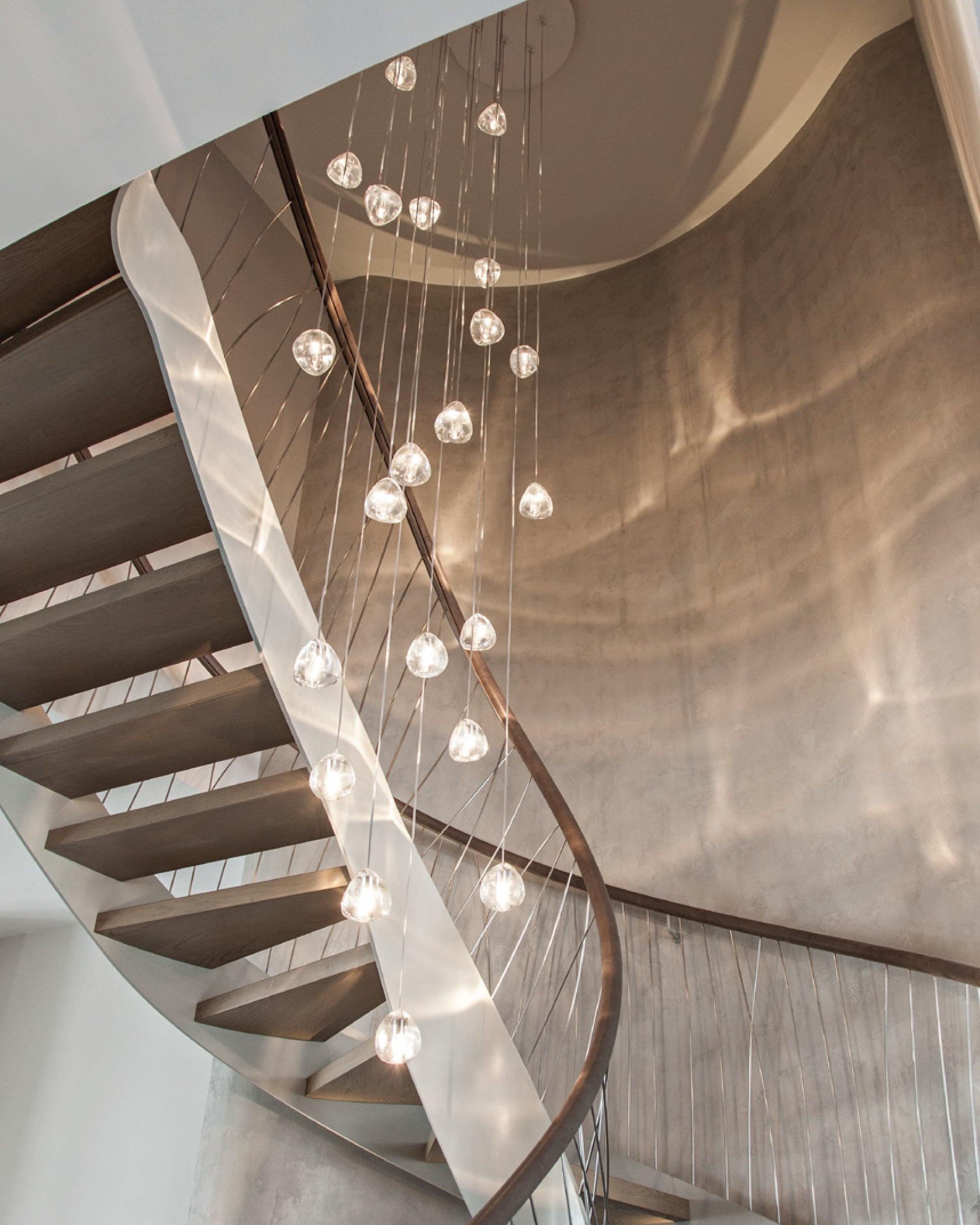 Gevlin Postmodern Luxury Cherry Crystal Pendant Lamp-Neutral Decor