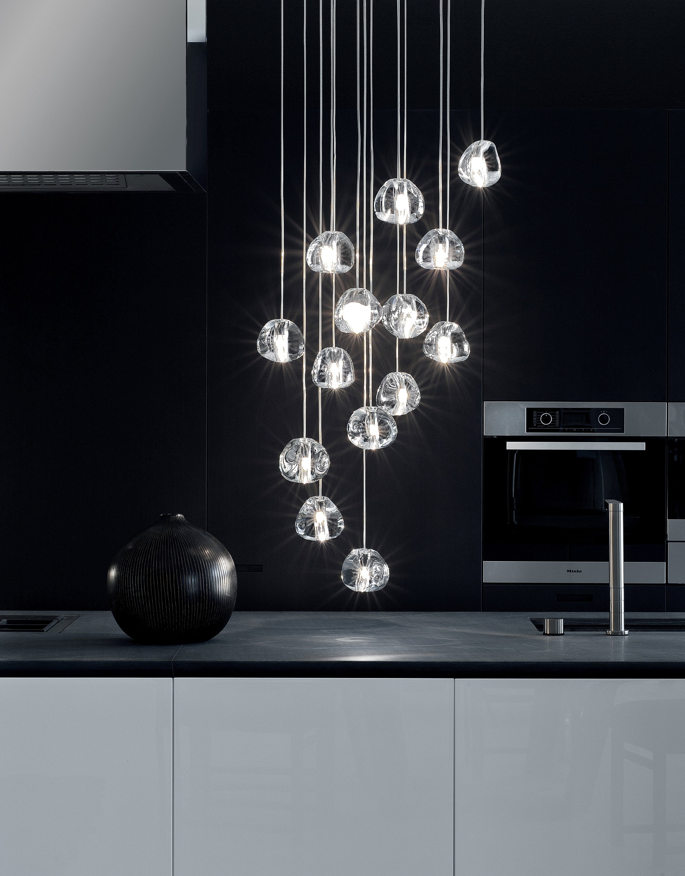 Gevlin Postmodern Luxury Cherry Crystal Pendant Lamp-Neutral Decor