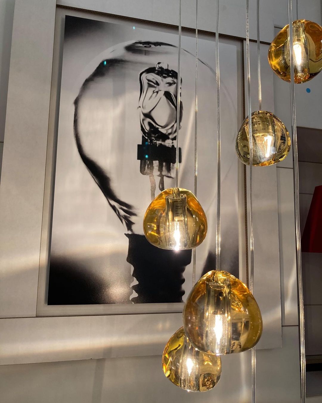 Gevlin Postmodern Luxury Cherry Crystal Pendant Lamp-Neutral Decor