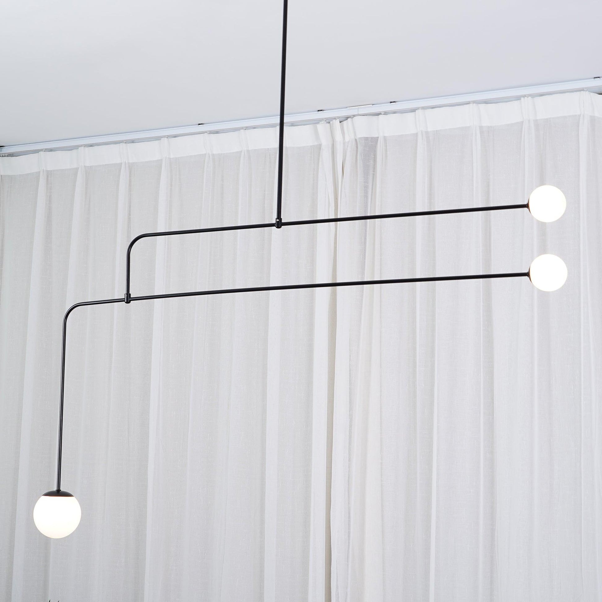 Lustra Chandelier Mobile Black Minimalist-Neutral Decor