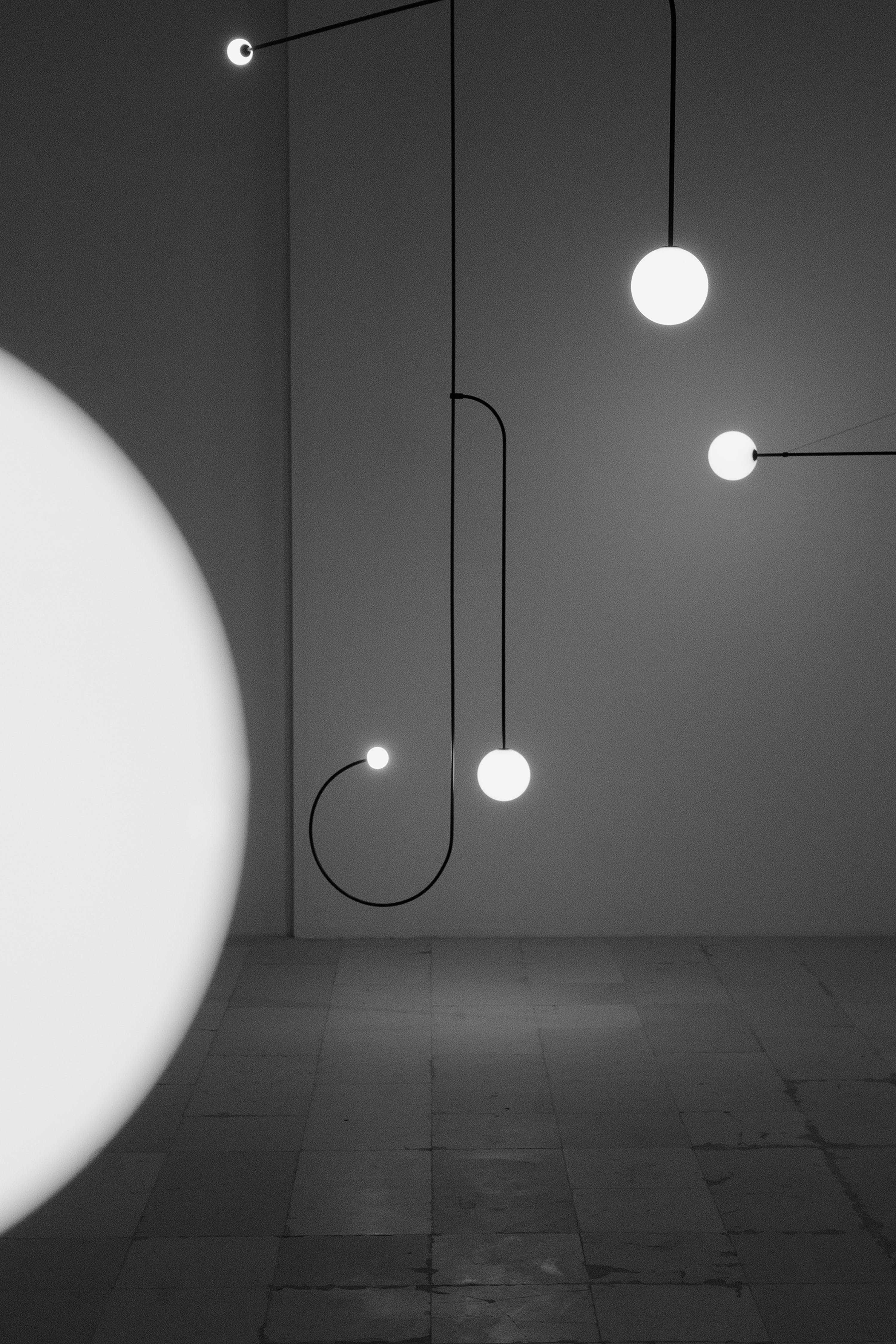 Lustra Chandelier Mobile Black Minimalist-Neutral Decor