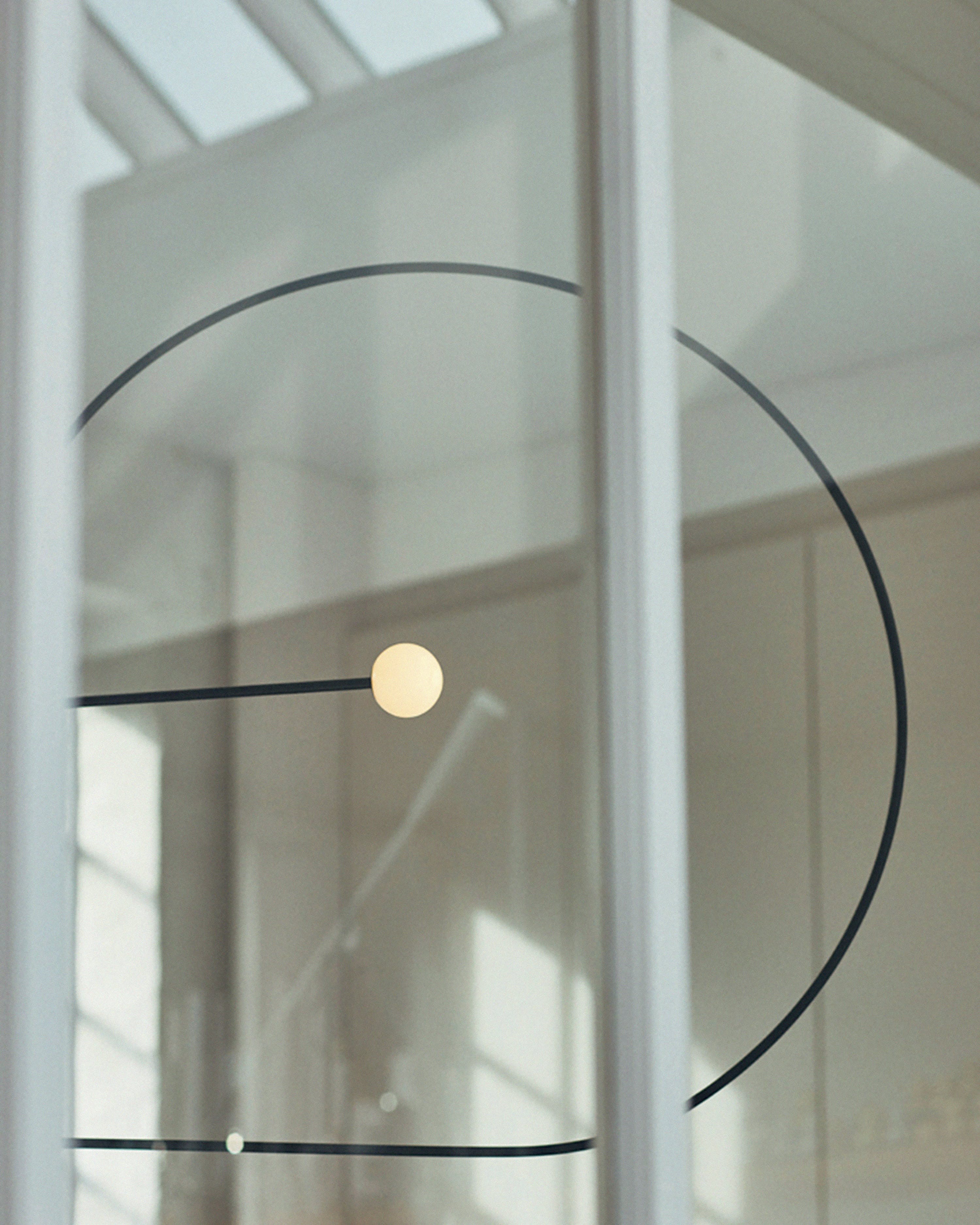 Lustra Chandelier Mobile Black Minimalist-Neutral Decor