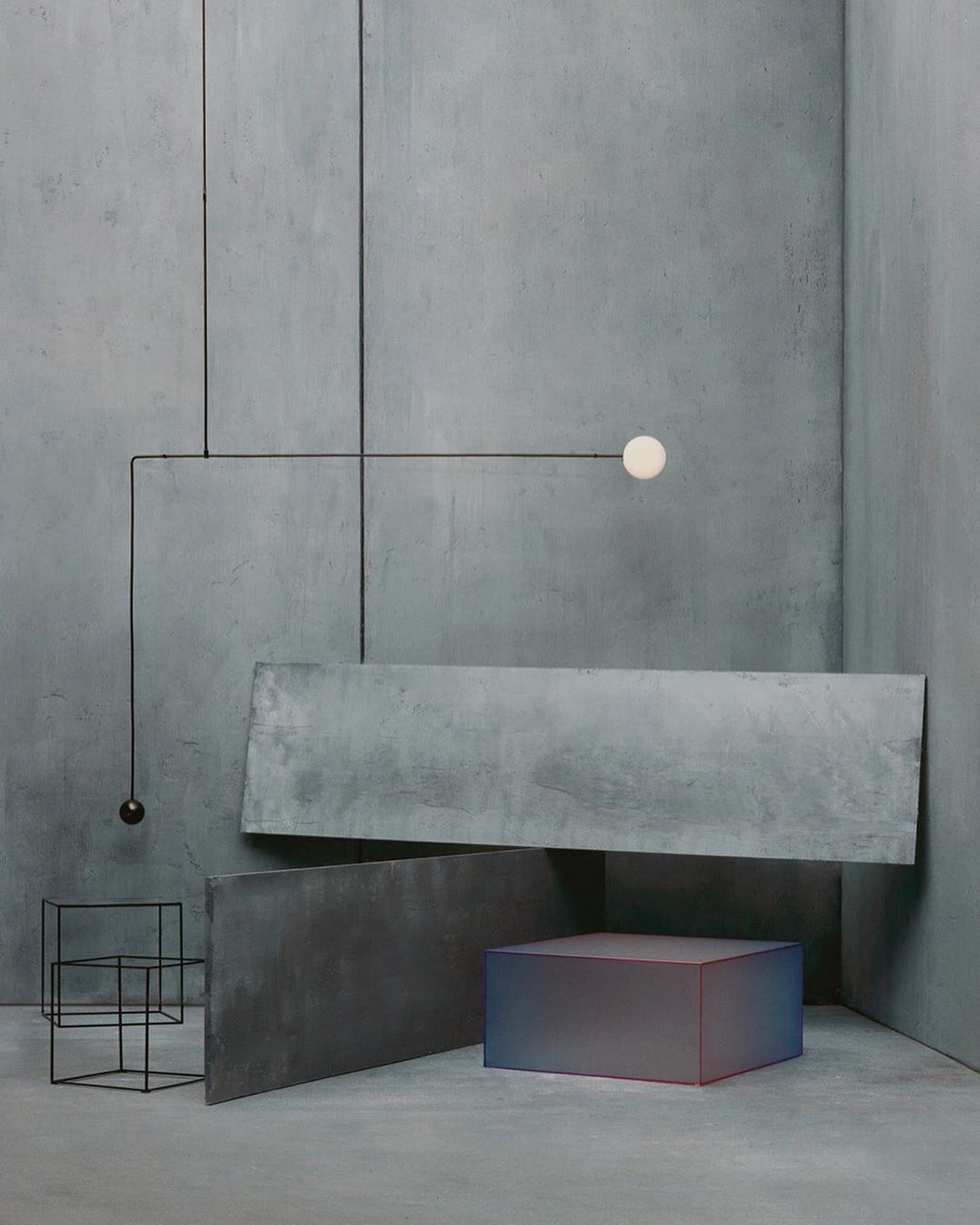 Lustra Chandelier Mobile Black Minimalist-Neutral Decor