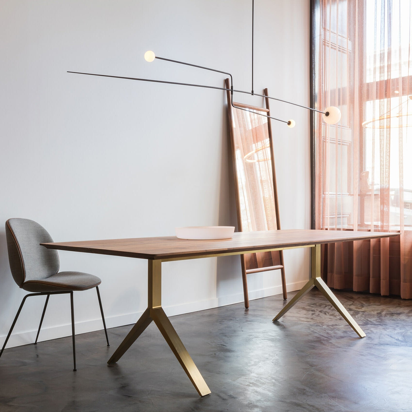 Lustra Chandelier Mobile Black Minimalist-Neutral Decor