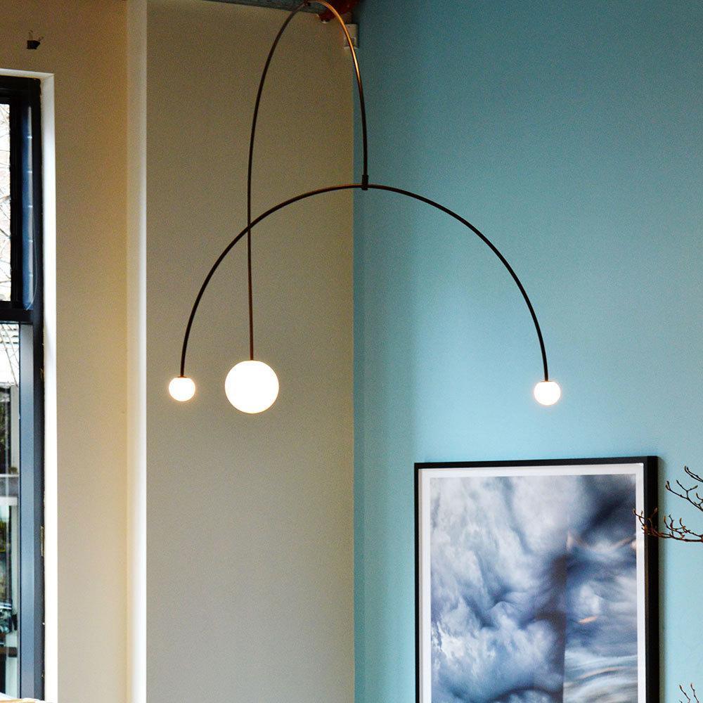 Lustra Chandelier Mobile Black Minimalist-Neutral Decor