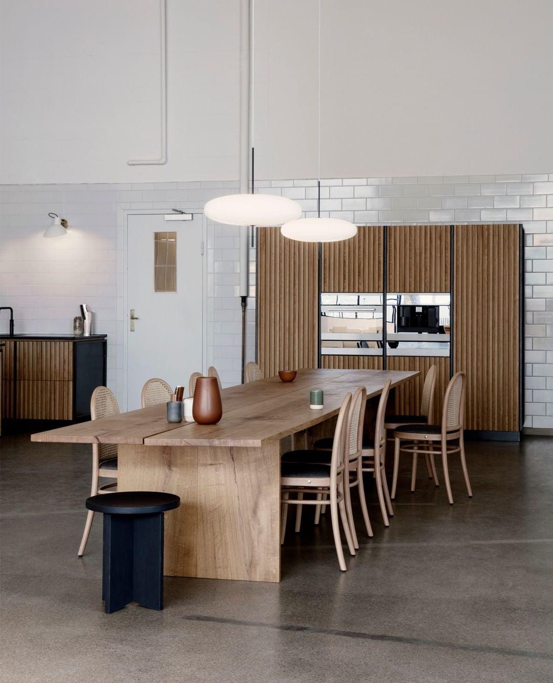 Lustra Pendant Lamp Joined Black-Painted for Living Room-Neutral Decor