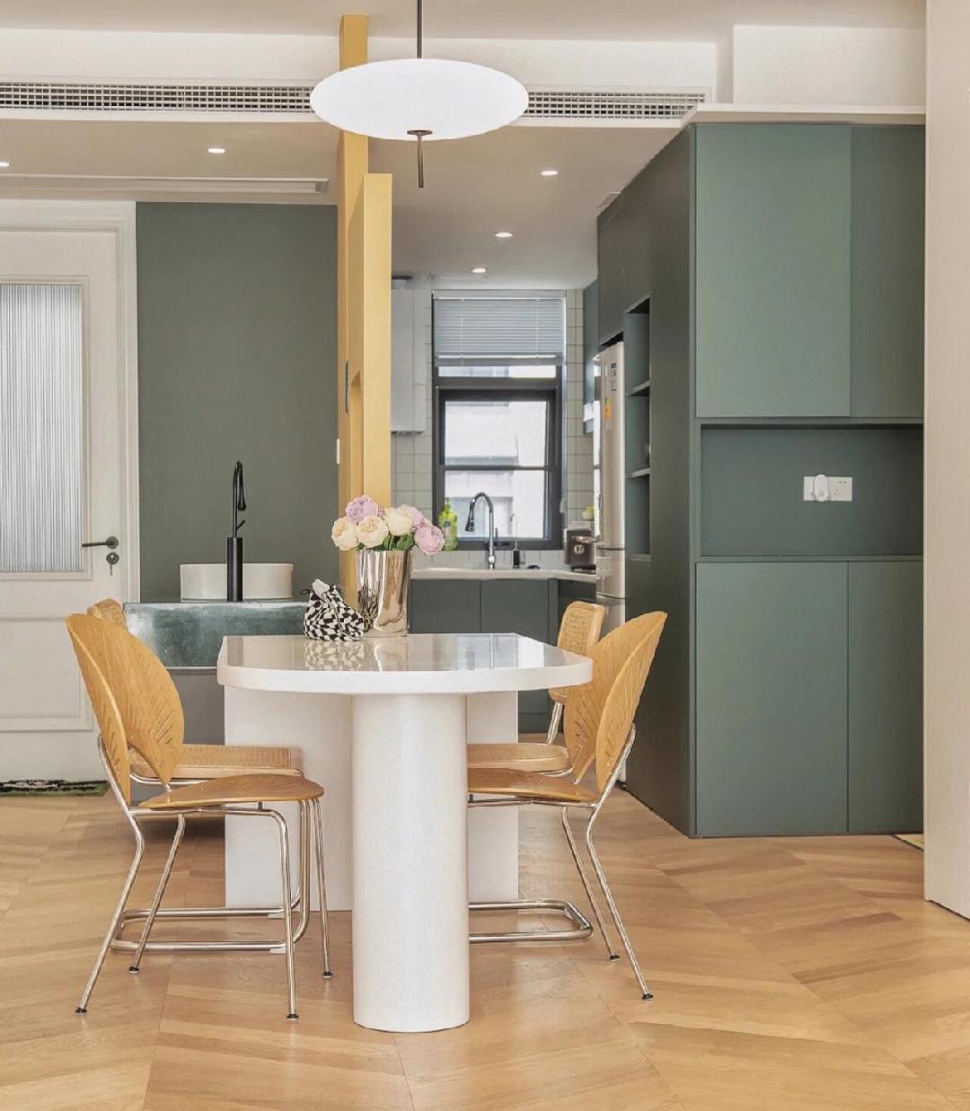 Lustra Pendant Lamp Joined Black-Painted for Living Room-Neutral Decor