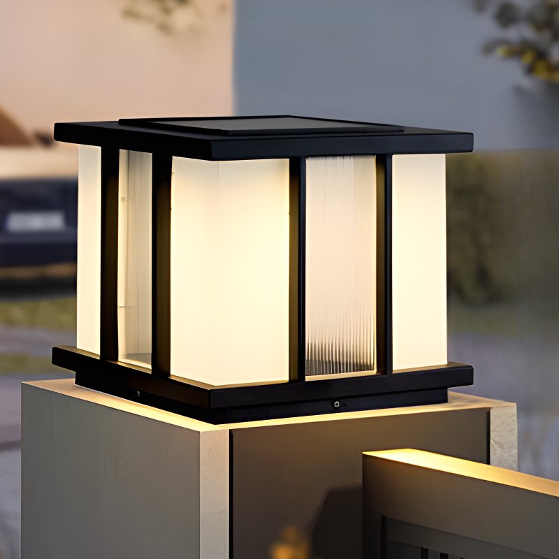 Rild Modern Cube Glass Solar Outdoor Light-Neutral Decor