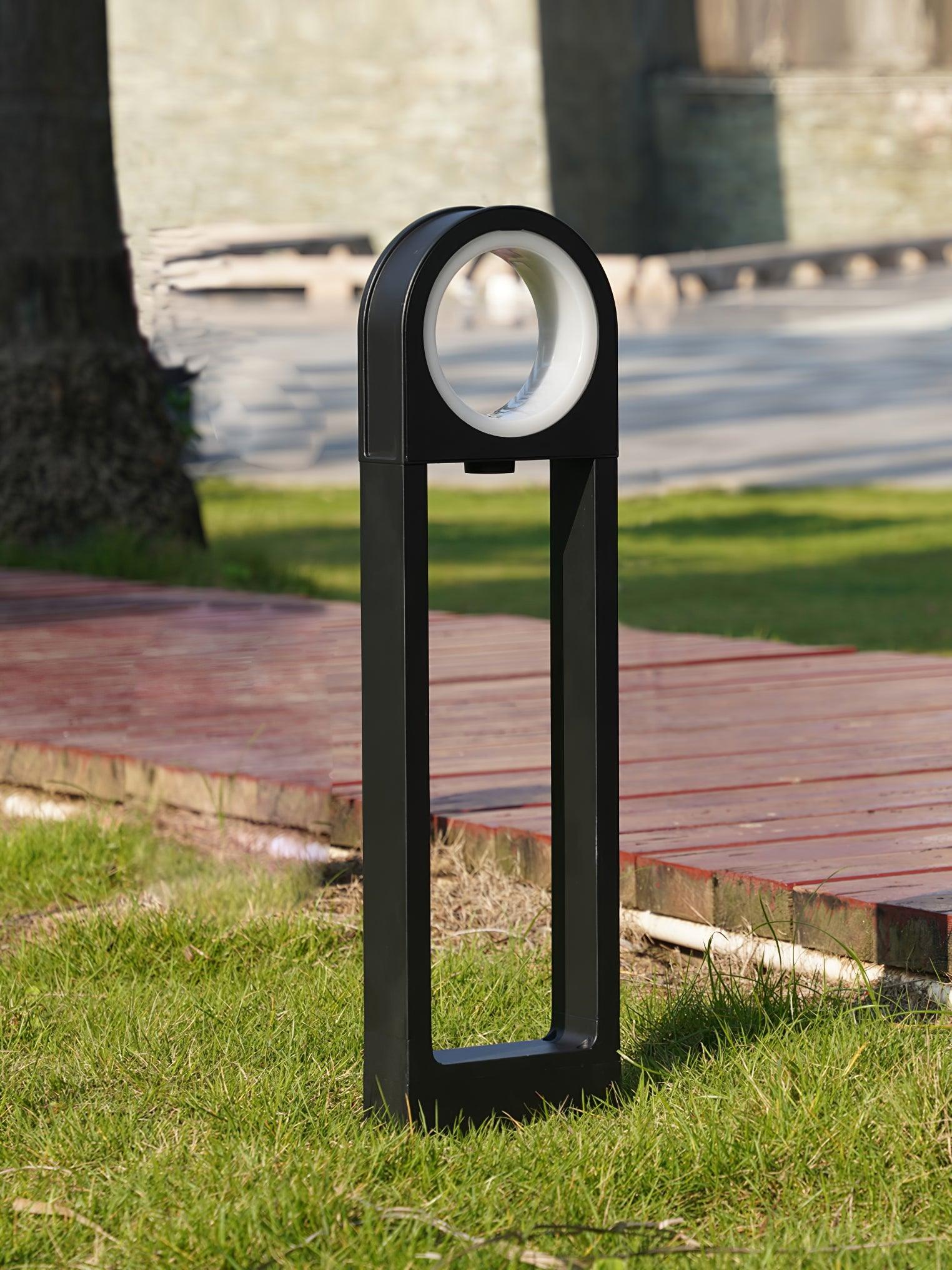 Jeremy Minimalist Outdoor Light-Neutral Decor