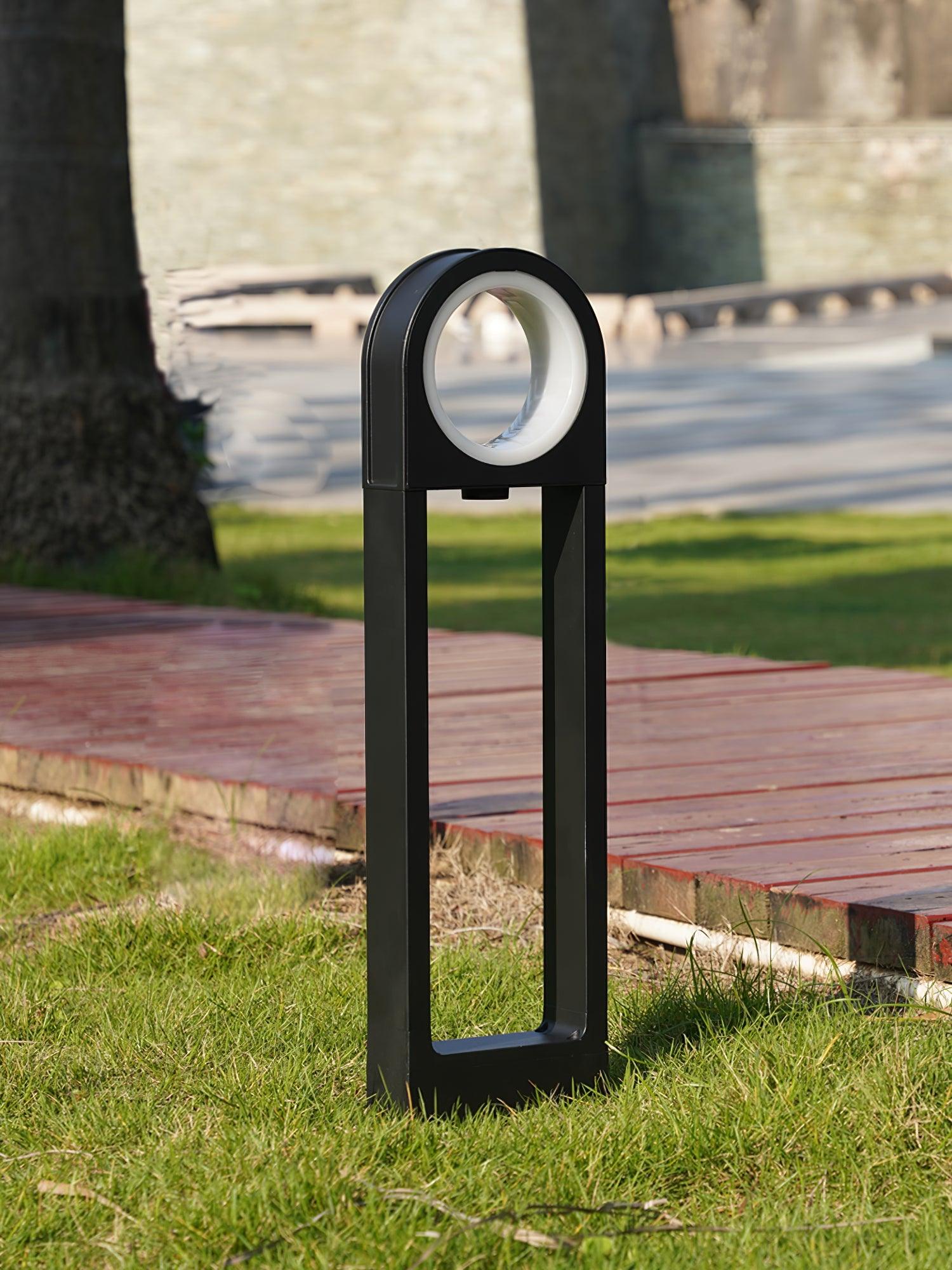 Jeremy Minimalist Outdoor Light-Neutral Decor