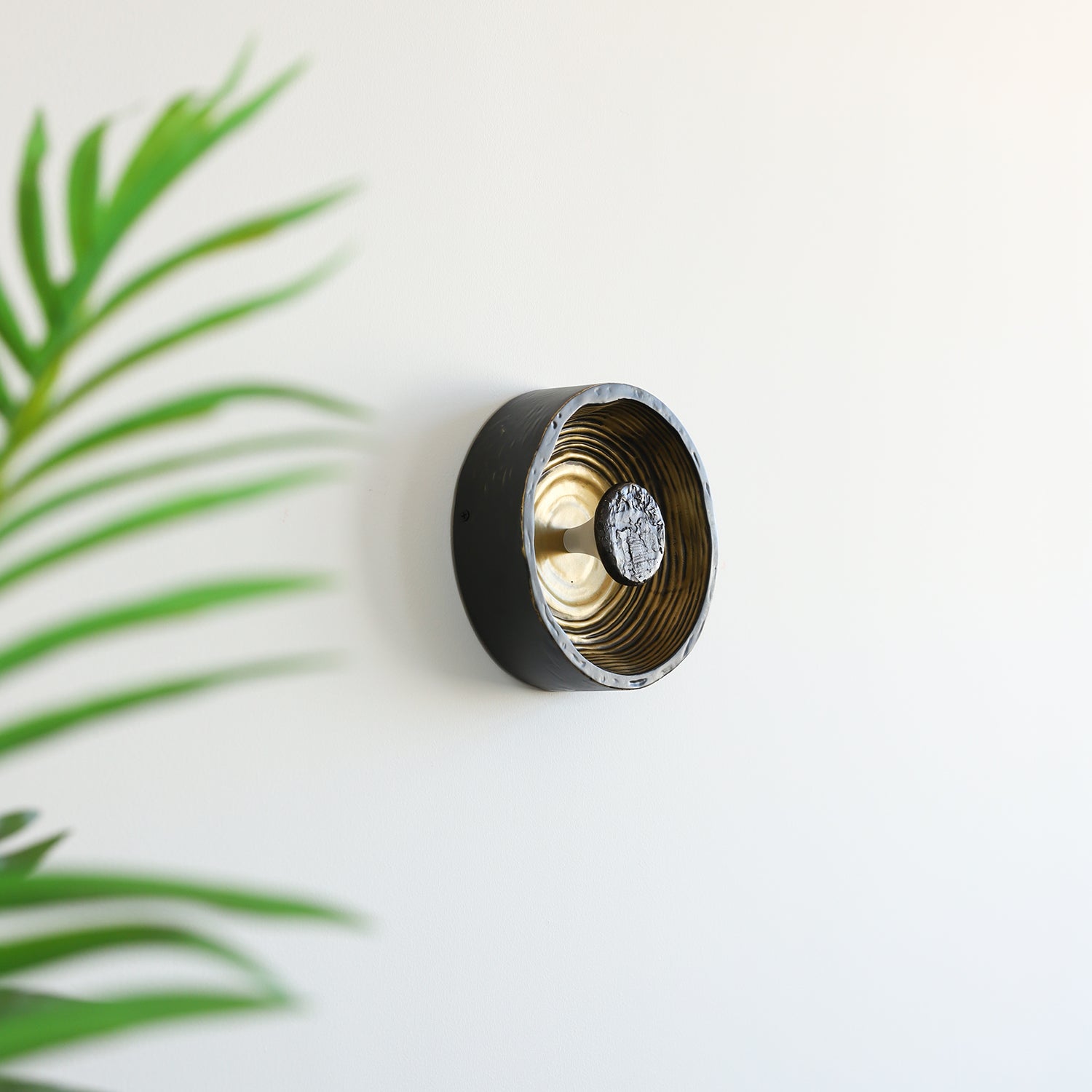 Aurevra Black Wall Lamp