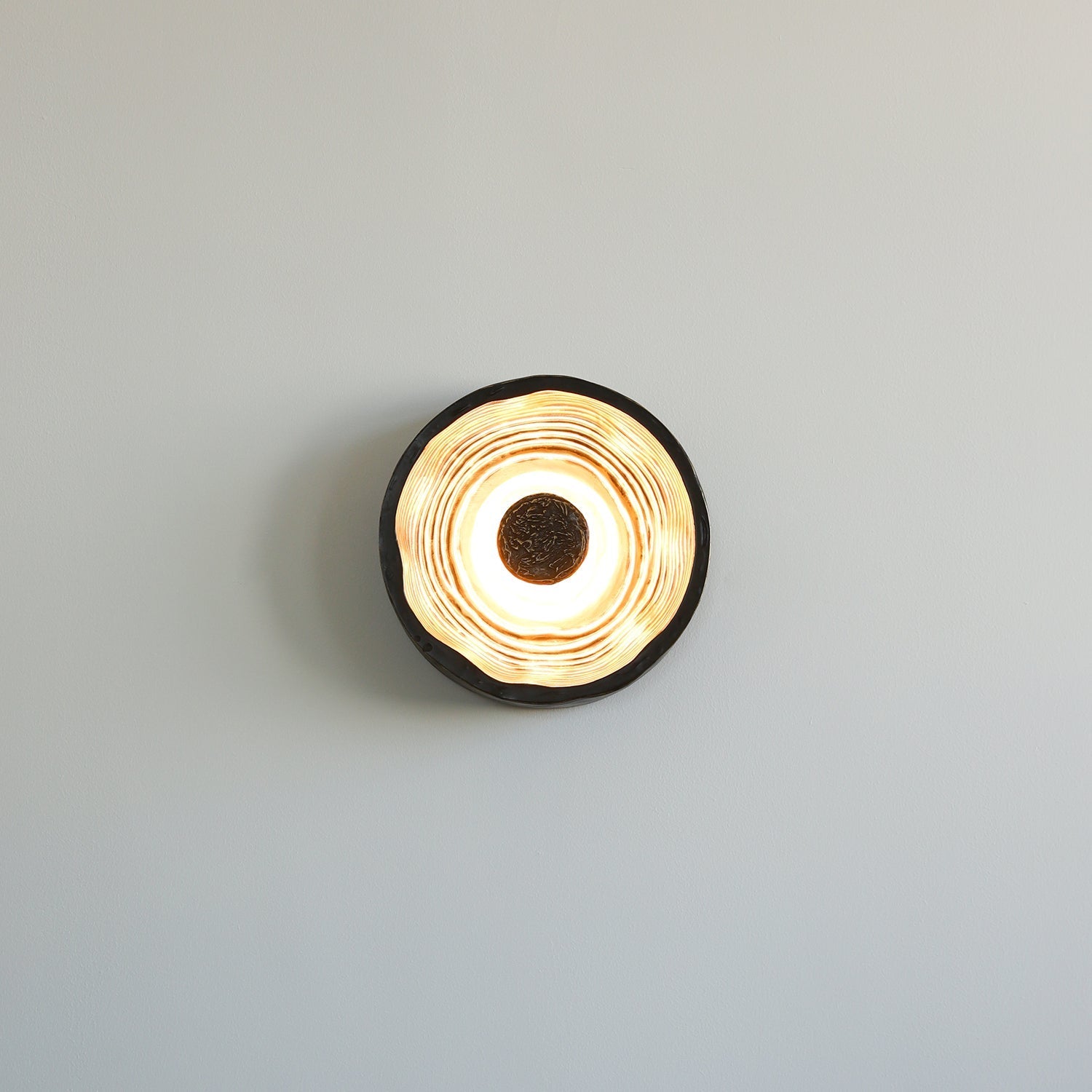 Aurevra Black Wall Lamp
