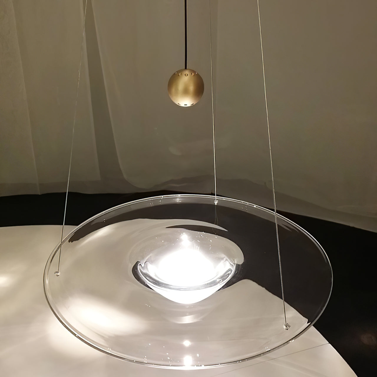 Avelo Brass Minimalistic Pendant Light-Neutral Decor