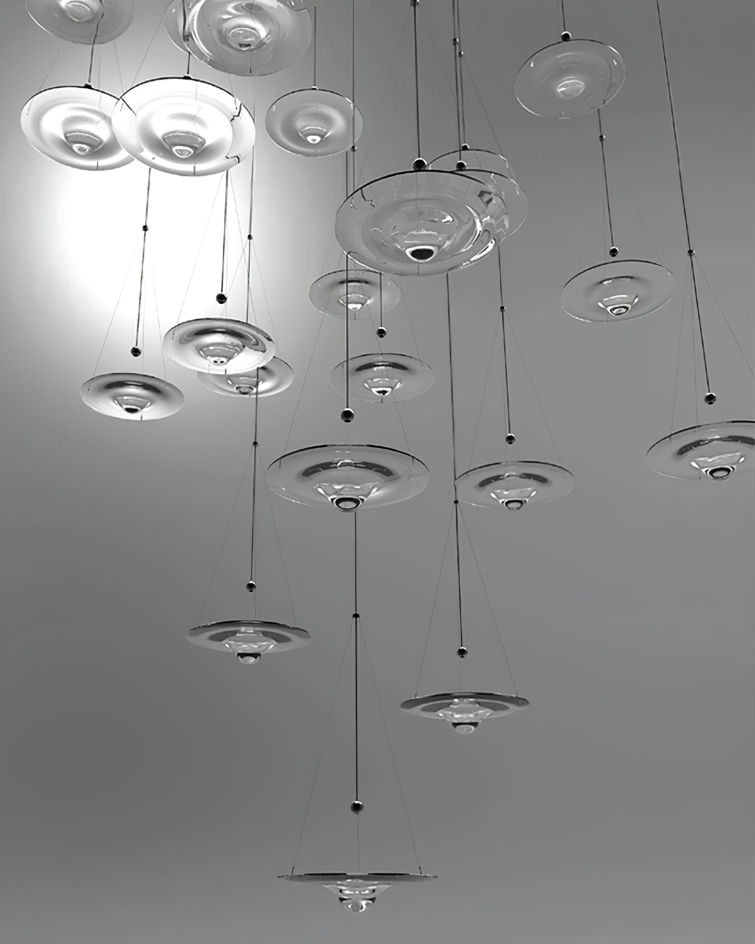Avelo Brass Minimalistic Pendant Light-Neutral Decor