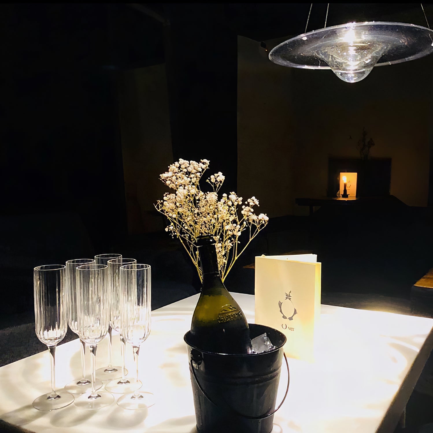 Avelo Brass Minimalistic Pendant Light-Neutral Decor