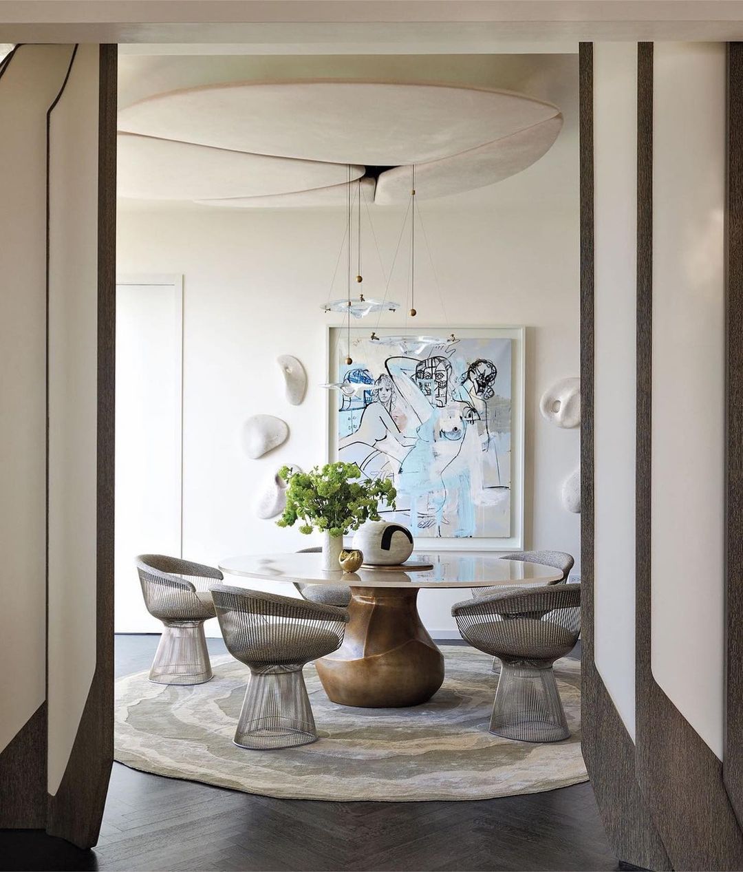 Avelo Brass Minimalistic Pendant Light-Neutral Decor