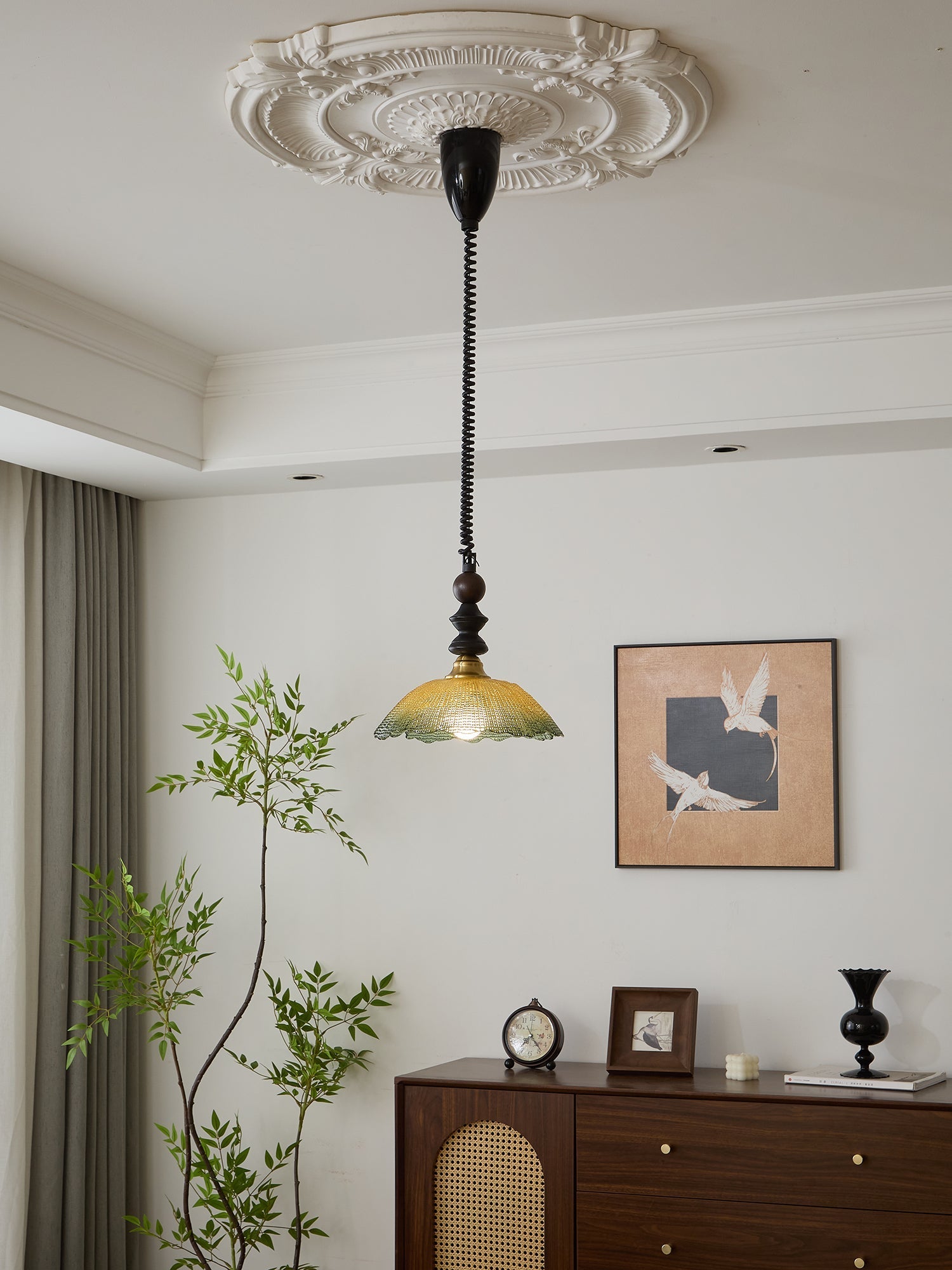 Nydoreth Elegance Vintage Art Wood Pendant Lamp-Neutral Decor