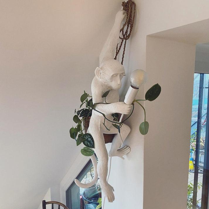 Bnx Art Unique Monkey Resin Wall Lamp-Neutral Decor