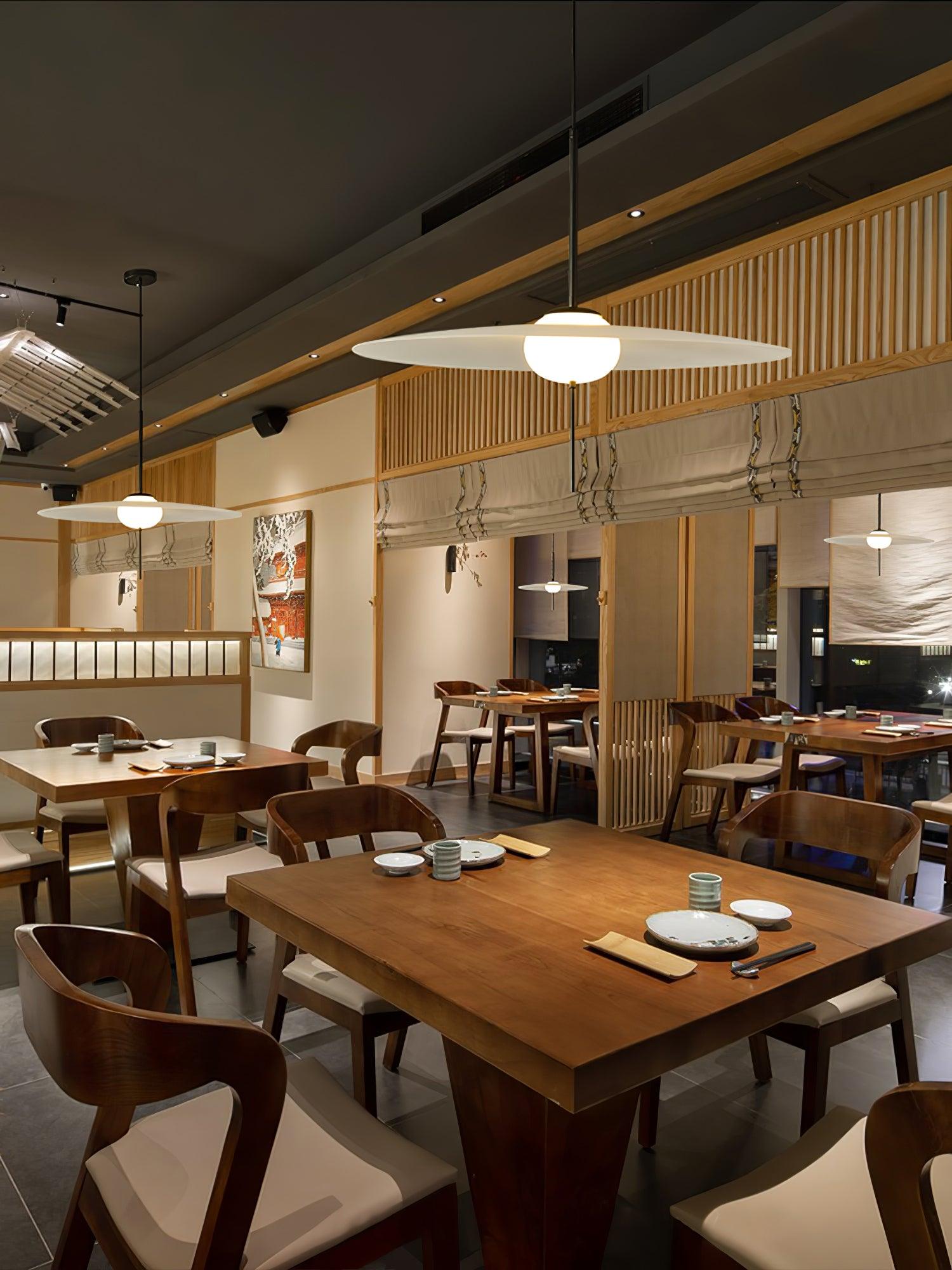 Dola Classic Industrial Pendant Lamp-Neutral Decor