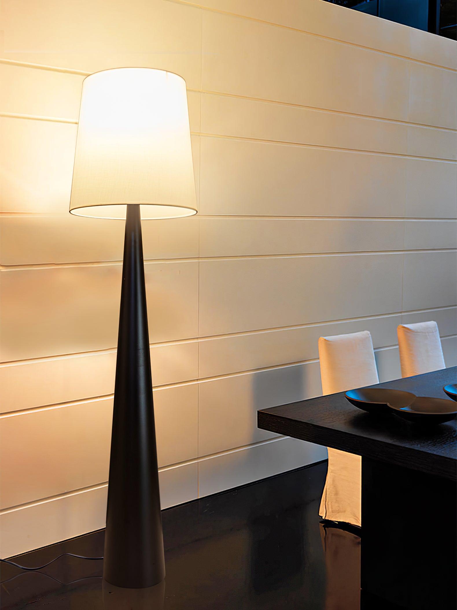 Brenor Fabric Minimalist Floor Lamp-Neutral Decor