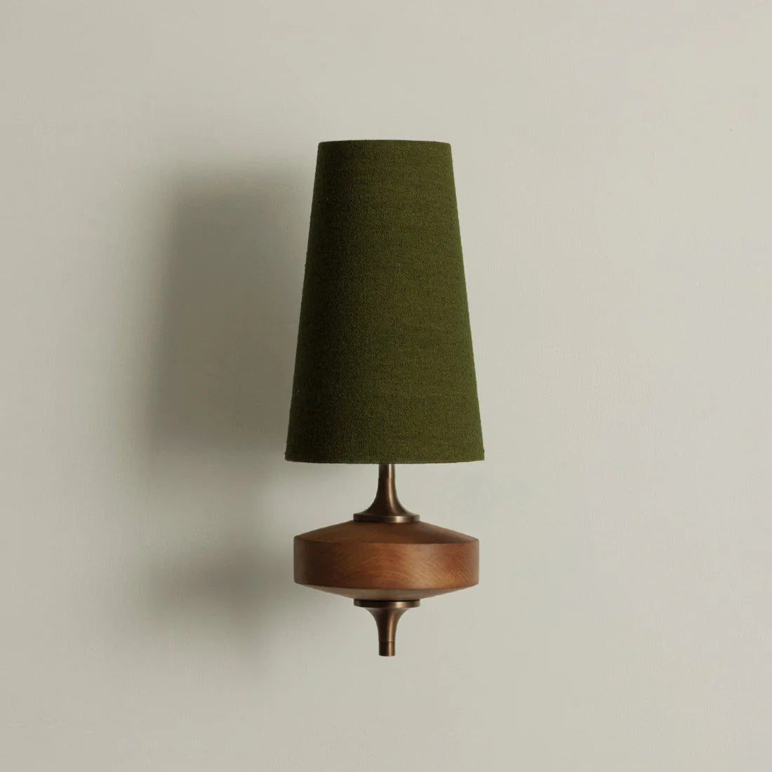 Alistair Wall Lamp