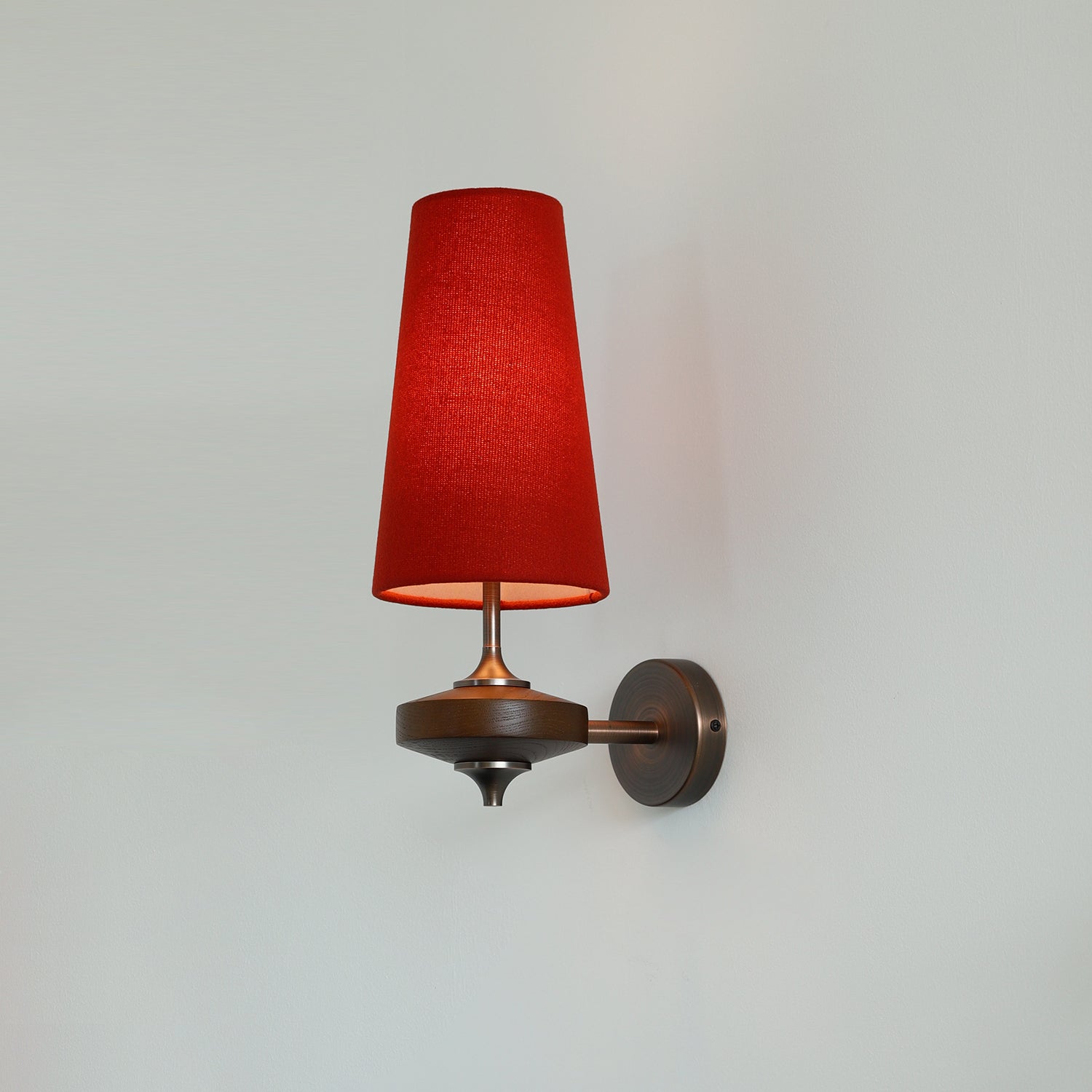 Alistair Wall Lamp