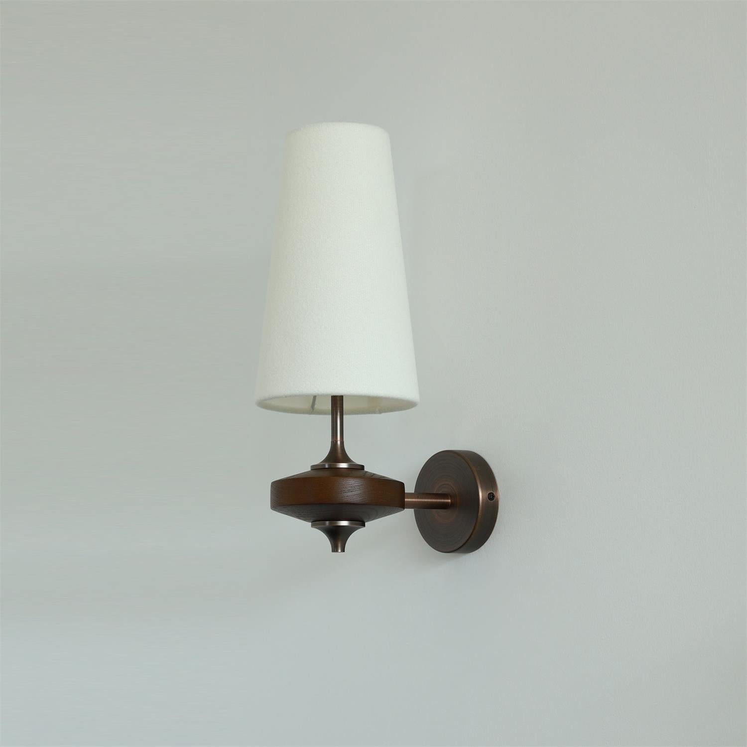 Alistair Wall Lamp