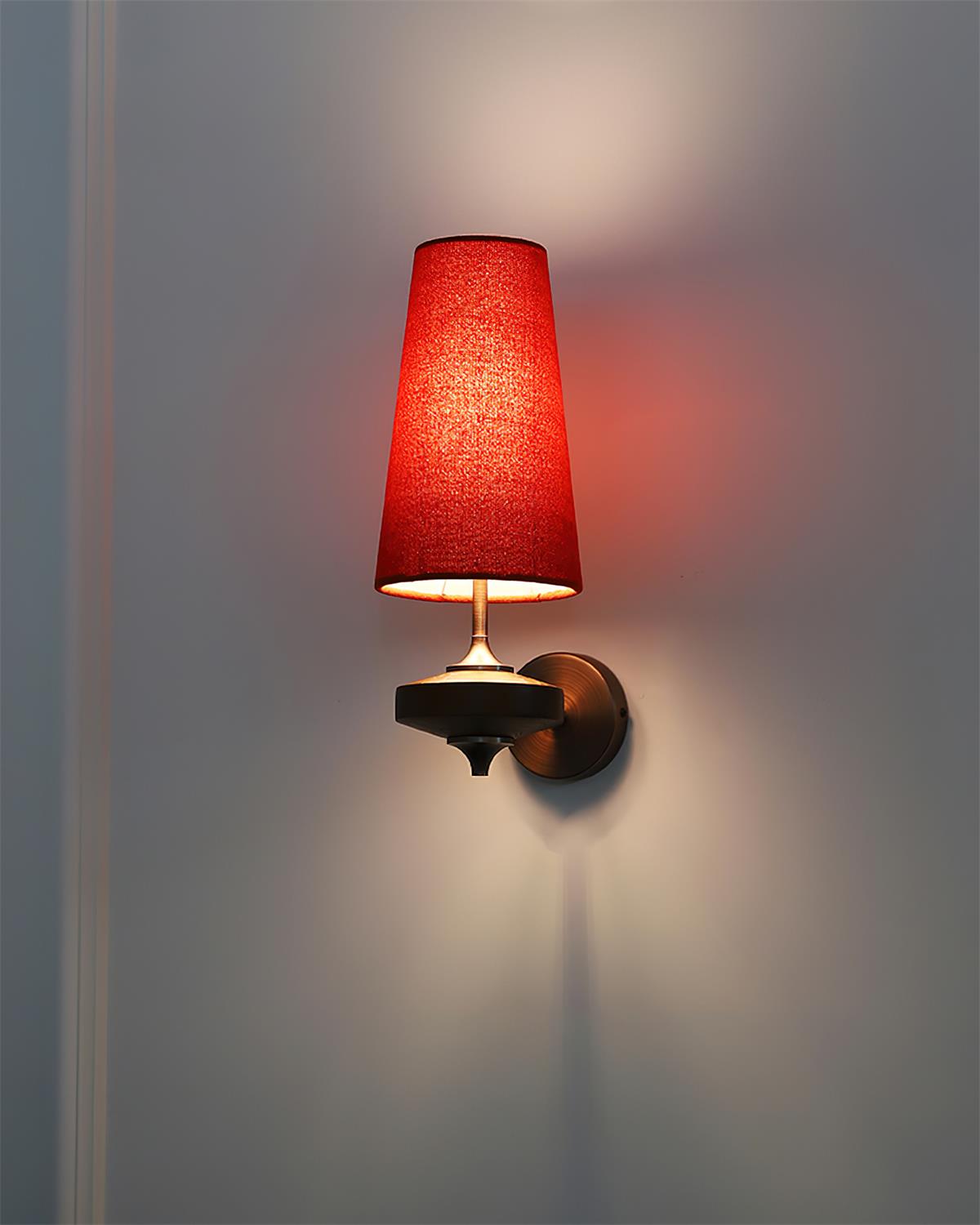 Alistair Wall Lamp