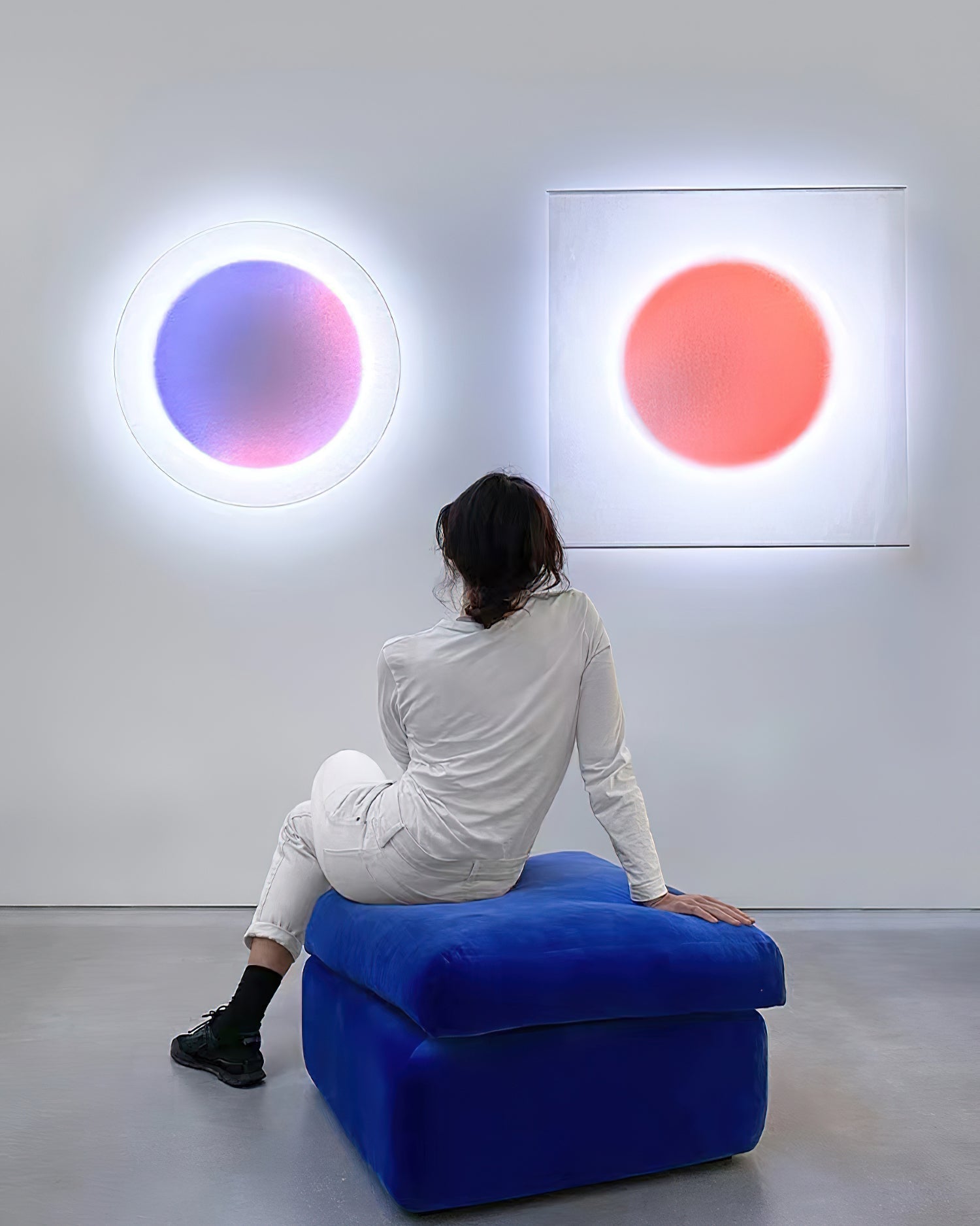 Maelis Wall Light